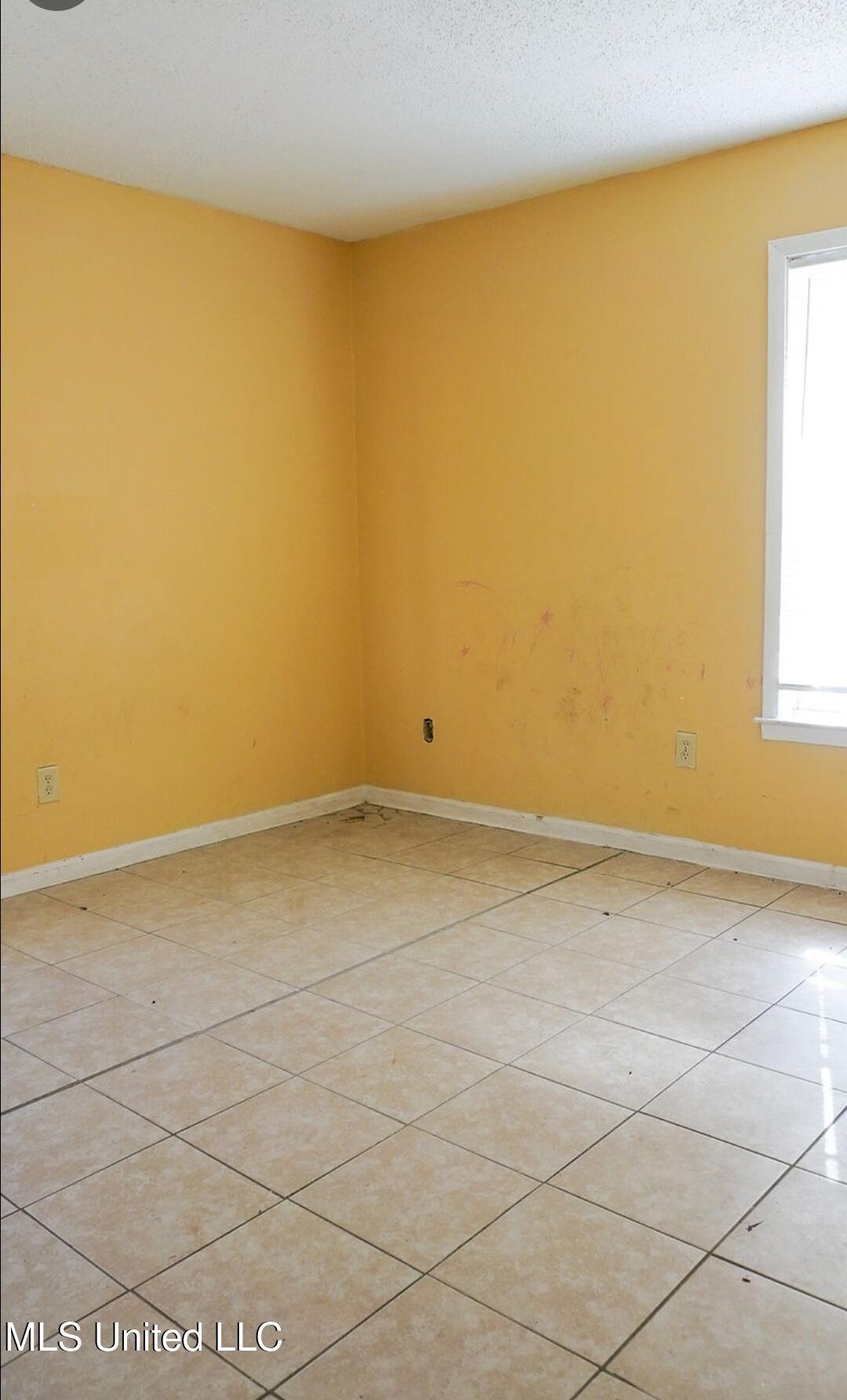 146 W Brooks Road, Memphis, Tennessee image 7