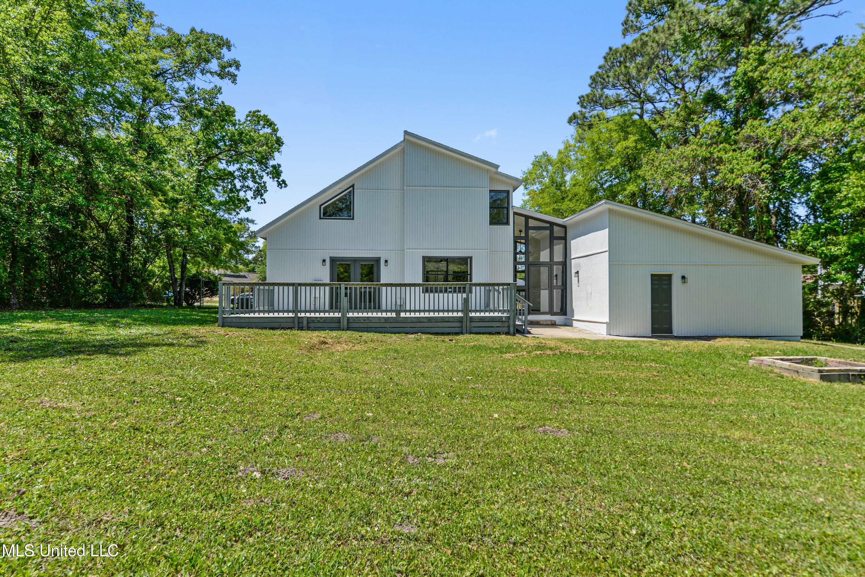 1226 King Henry Drive, Ocean Springs, Mississippi image 21