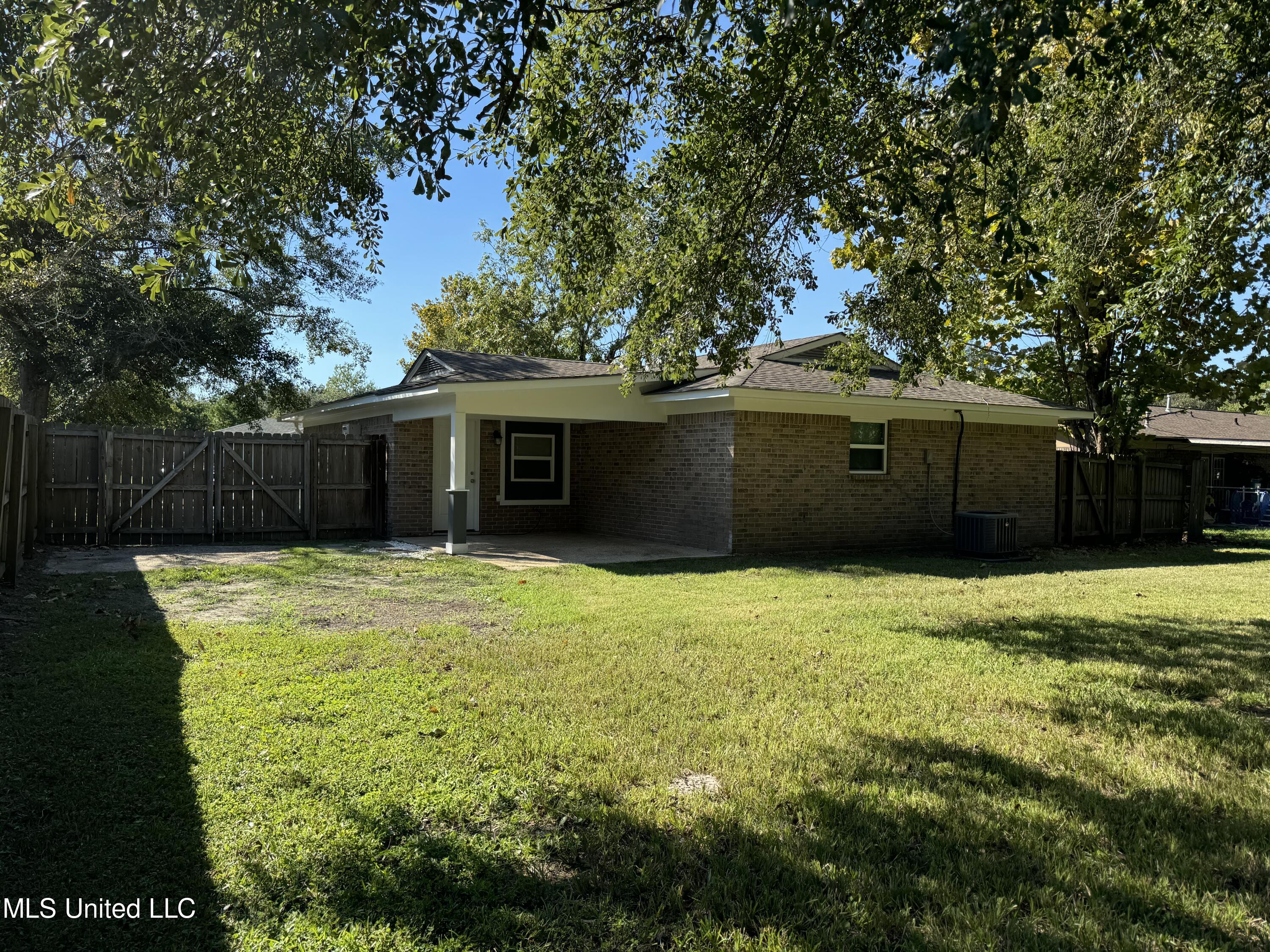 7512 Newton Drive, Biloxi, Mississippi image 23