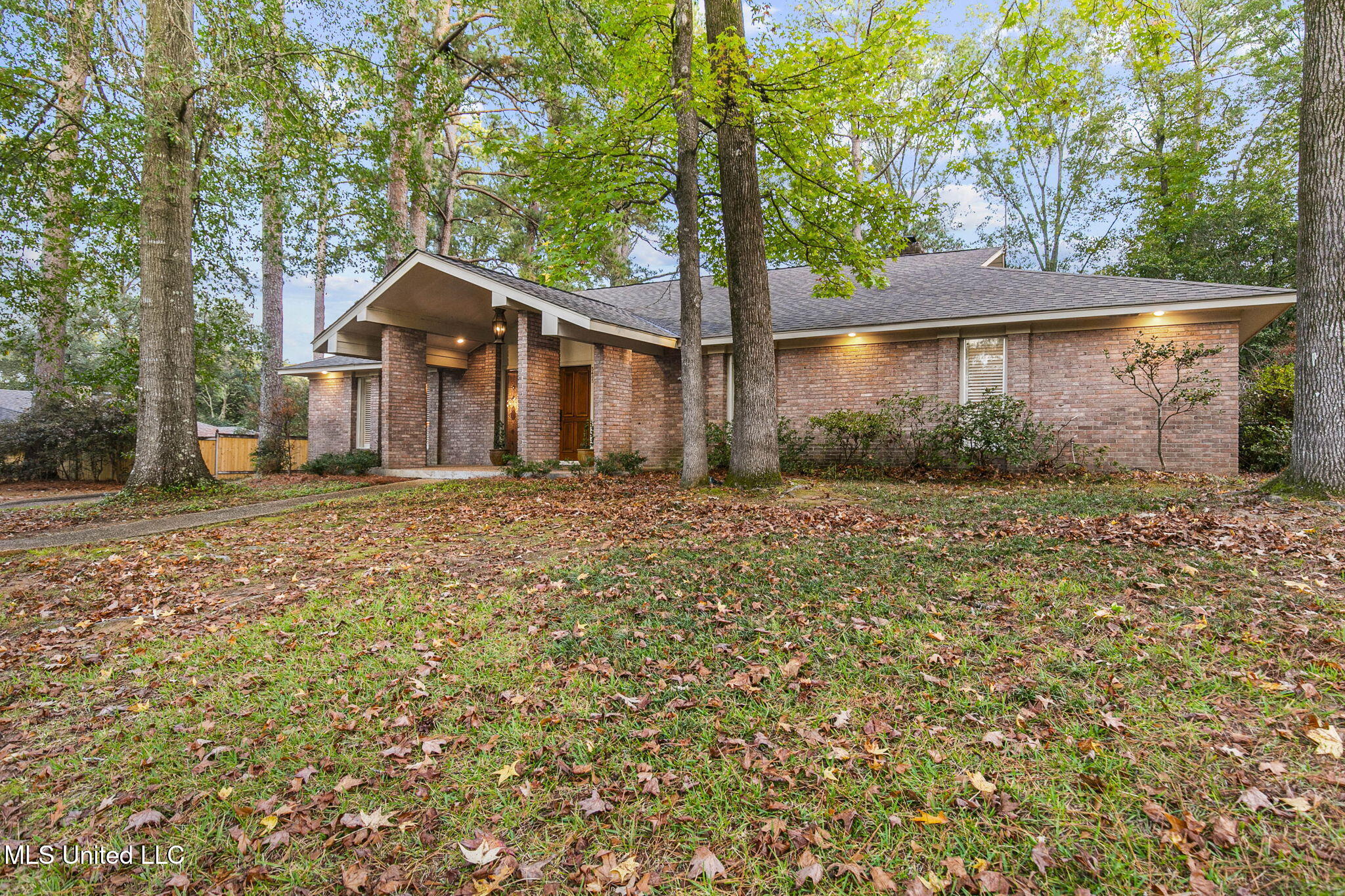 5465 Saratoga Drive, Jackson, Mississippi image 36