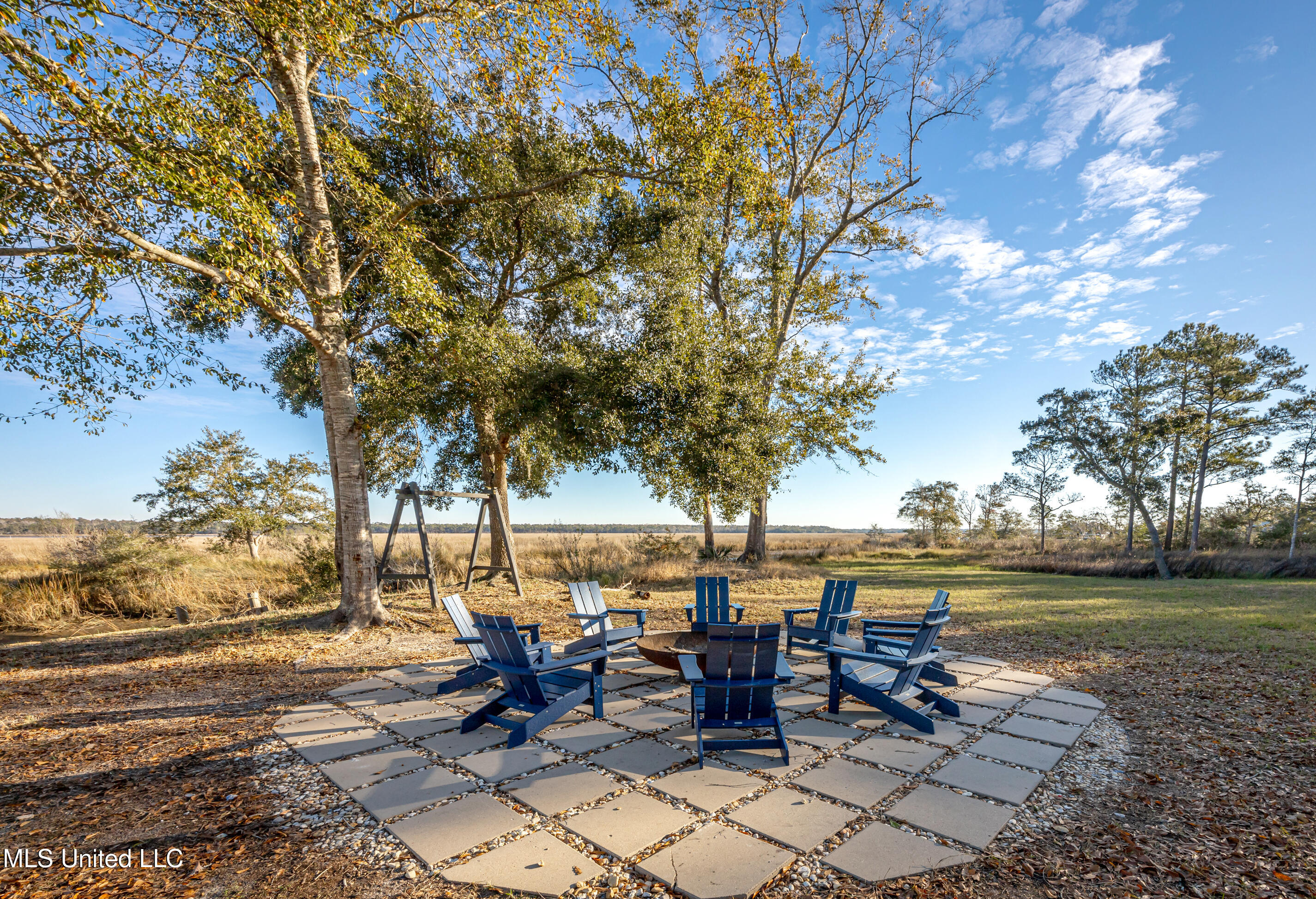 1420 Elizabeth Street, Ocean Springs, Mississippi image 9