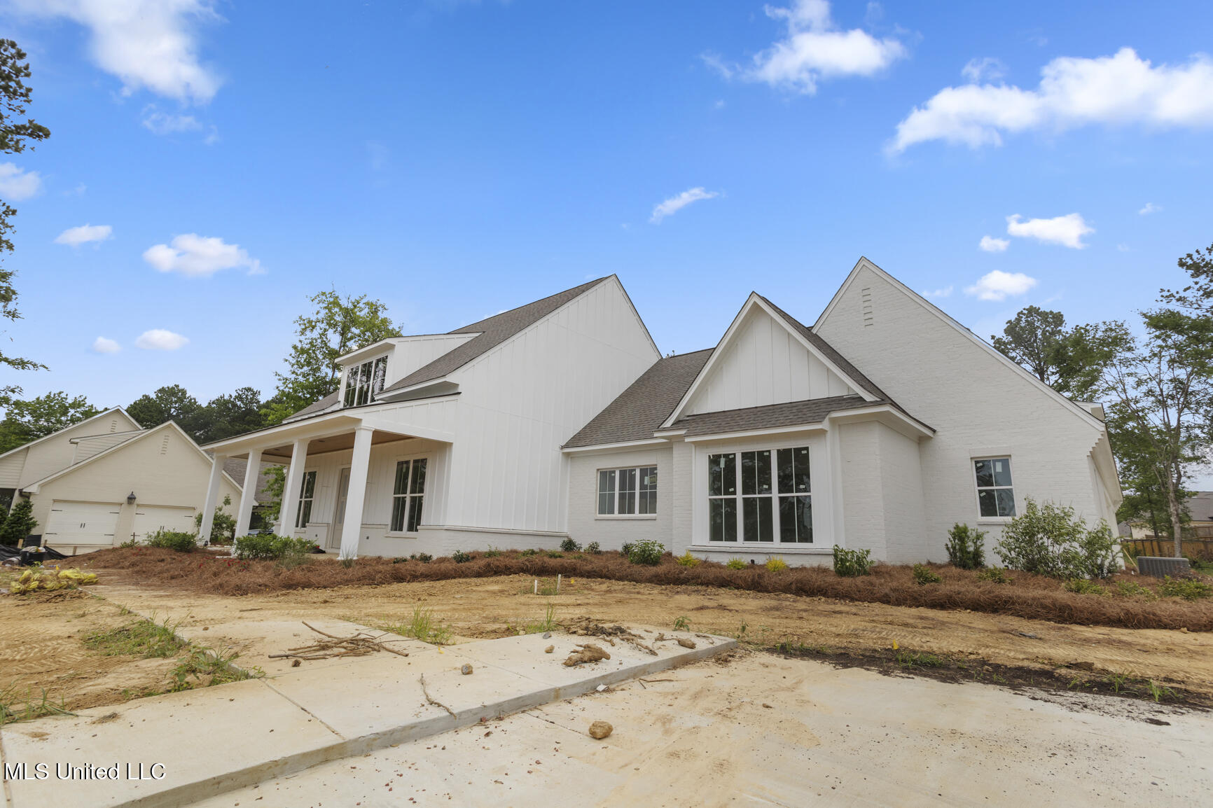 184 Harbor View Drive, Madison, Mississippi image 2