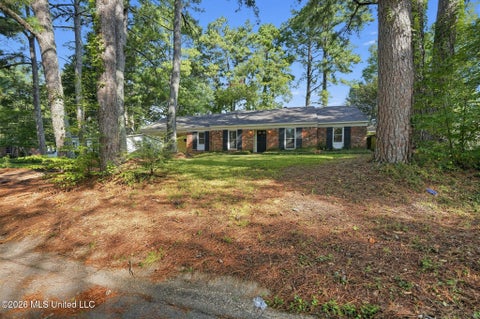 Homes For Sale - 1013 Andover Street<br/> Clinton, MS 39056