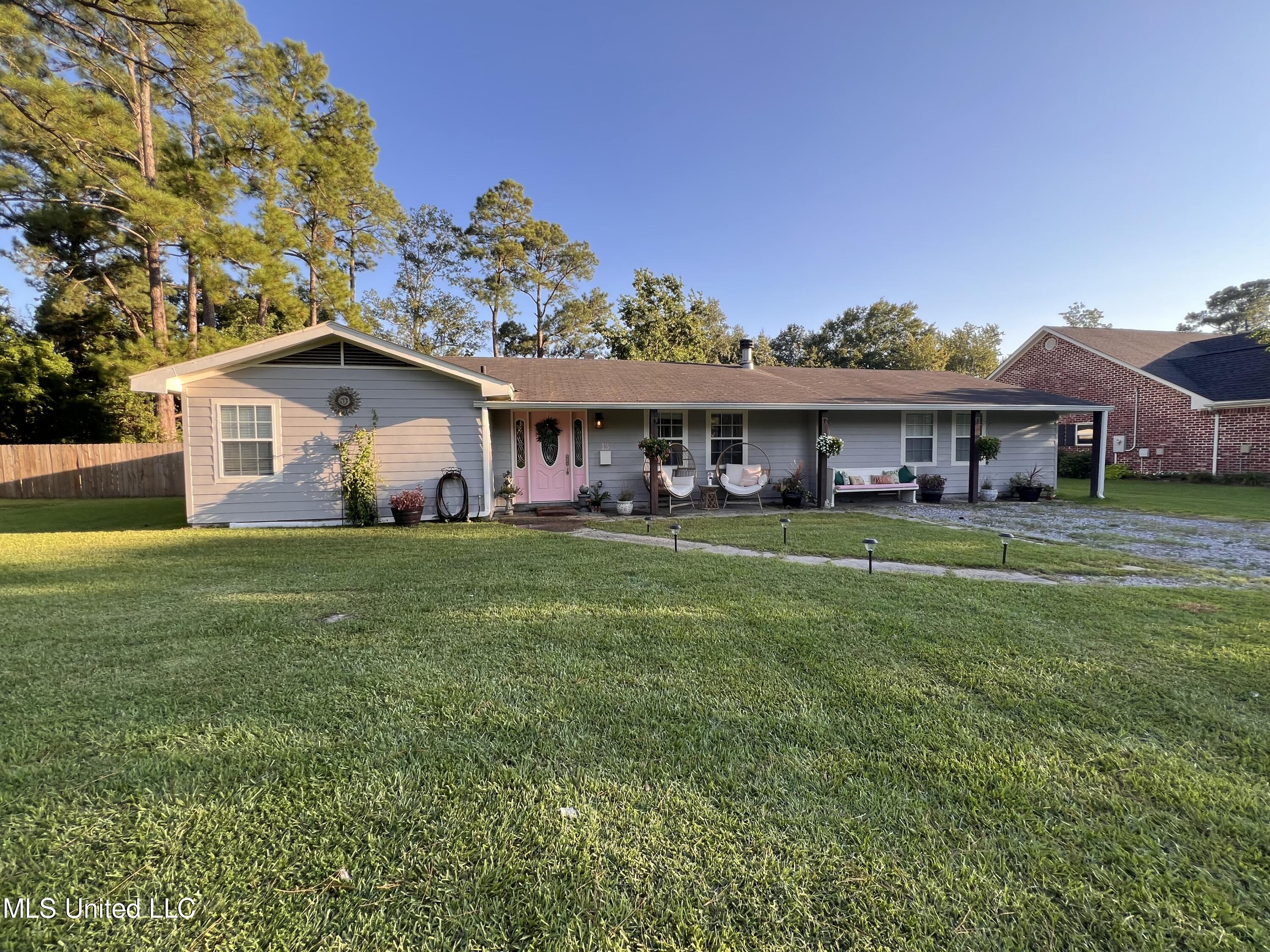 13 40th Street, Gulfport, Mississippi image 1