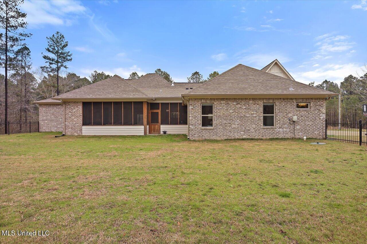 5421 Williamson Road, Clinton, Mississippi image 47