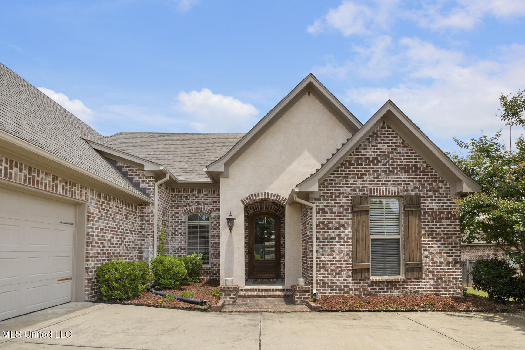 528 Willow Valley Circle, Brandon, Mississippi image 2