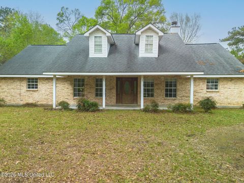 Homes For Sale - 23463 N Benville Road<br/> Picayune, MS 39466