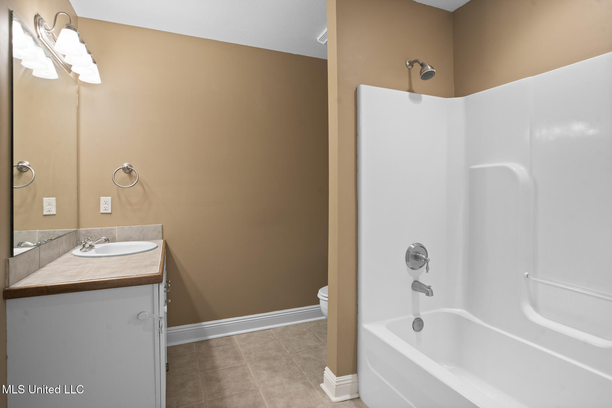35 Clear Springs Court, Hattiesburg, Mississippi image 27