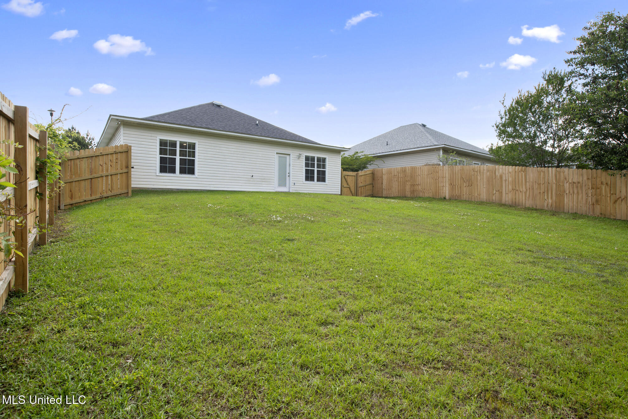 35 Clear Springs Court, Hattiesburg, Mississippi image 32