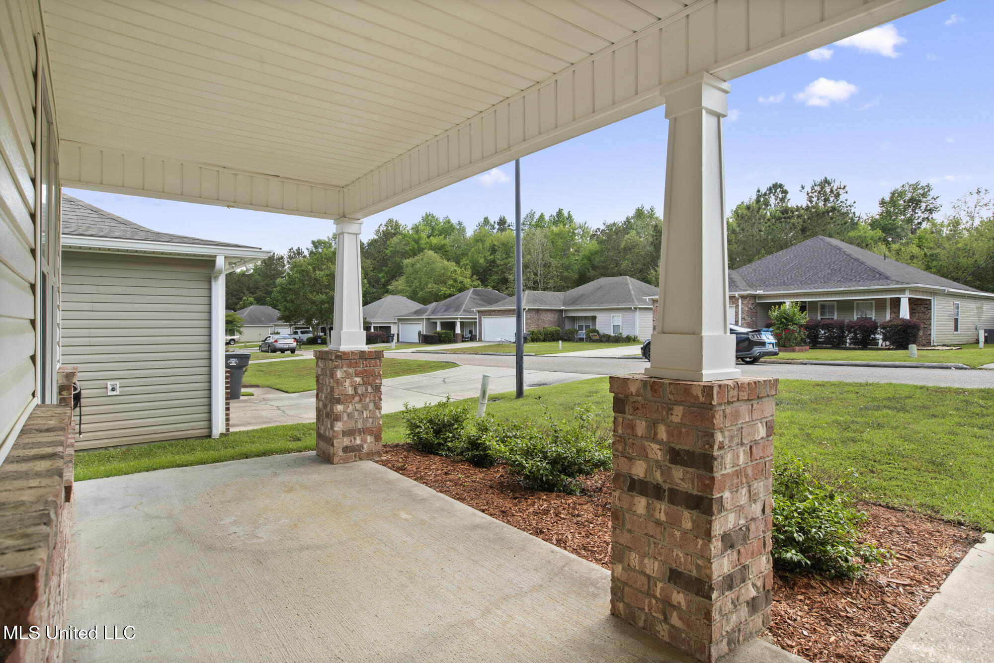 35 Clear Springs Court, Hattiesburg, Mississippi image 7