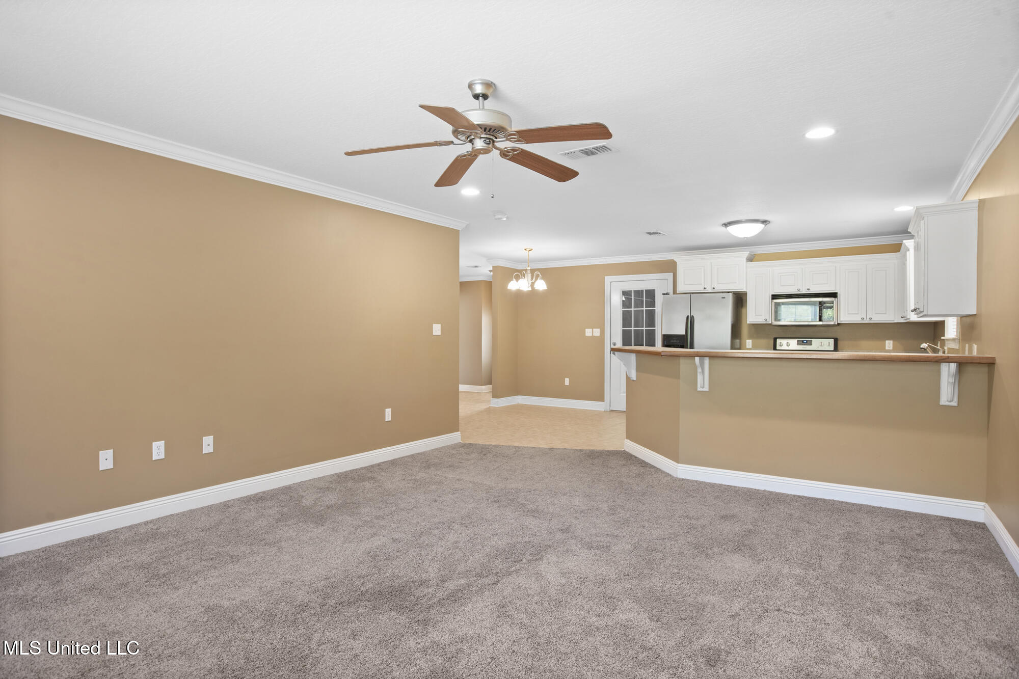 35 Clear Springs Court, Hattiesburg, Mississippi image 12