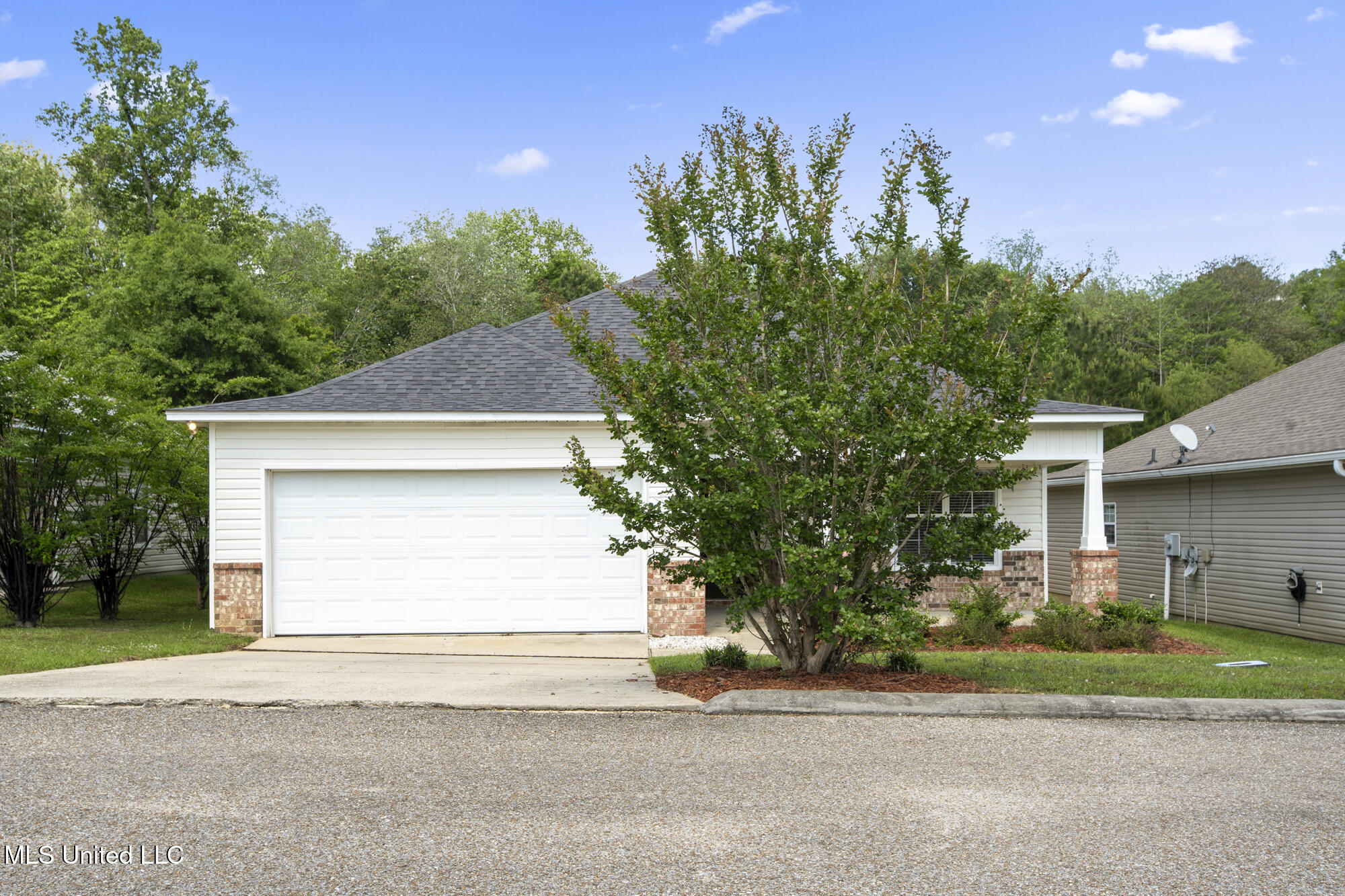 35 Clear Springs Court, Hattiesburg, Mississippi image 5