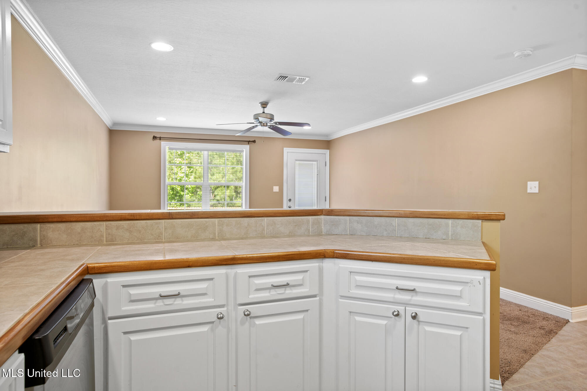 35 Clear Springs Court, Hattiesburg, Mississippi image 17