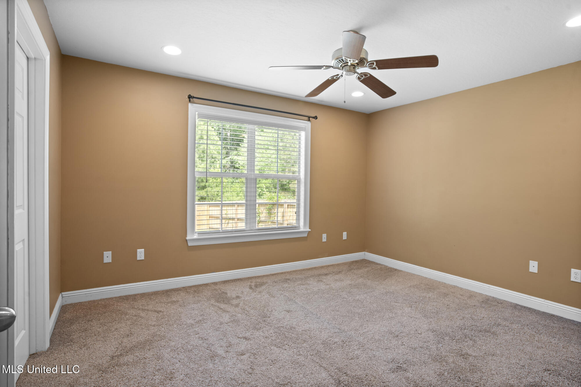 35 Clear Springs Court, Hattiesburg, Mississippi image 21