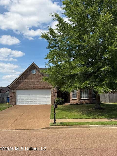 Homes For Sale - 328 S Vaiden Ridge Drive<br/> Desoto County, Hernando, MS 38632
