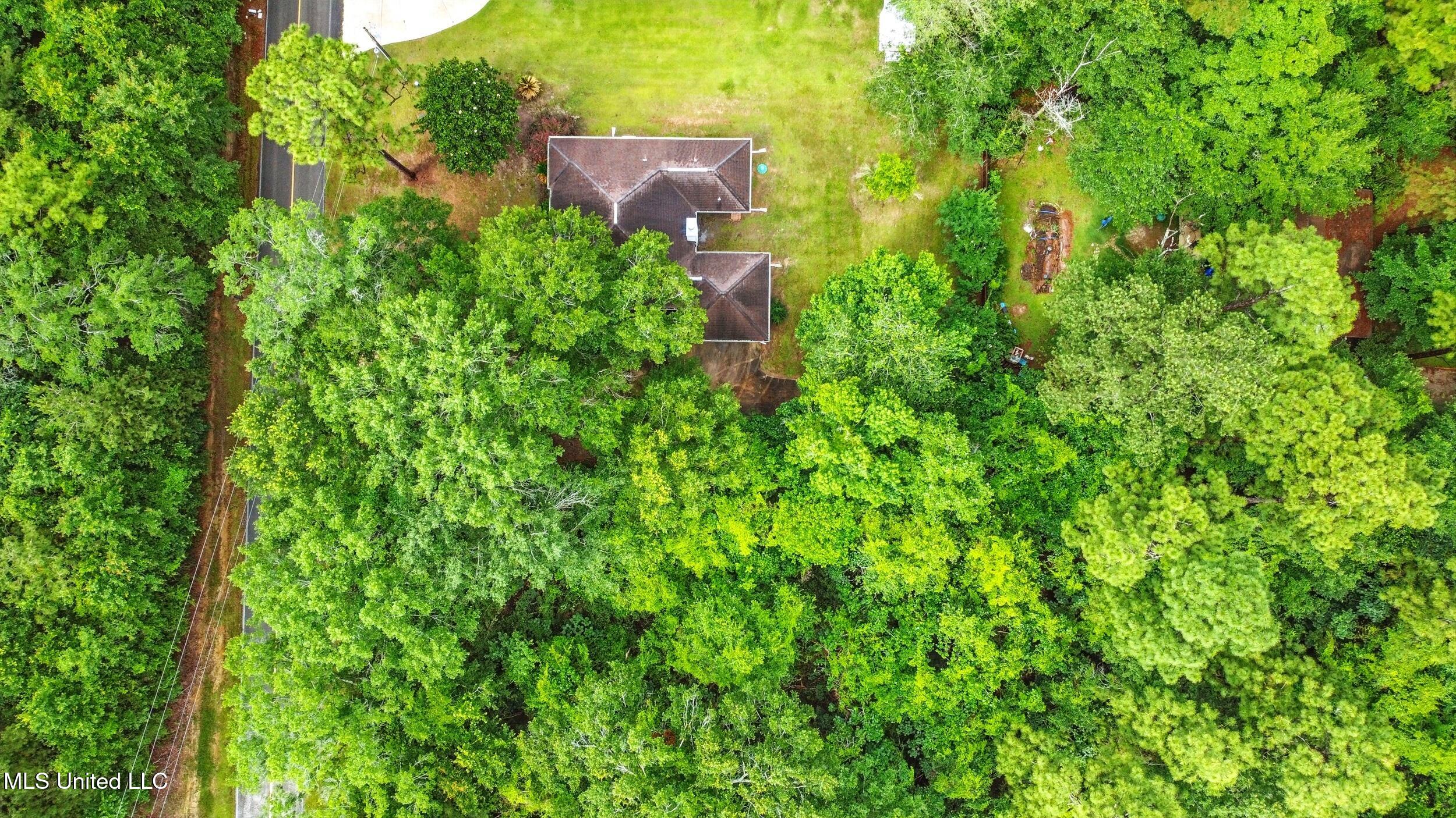 129 E Sunnybrook Road, Carriere, Mississippi image 34