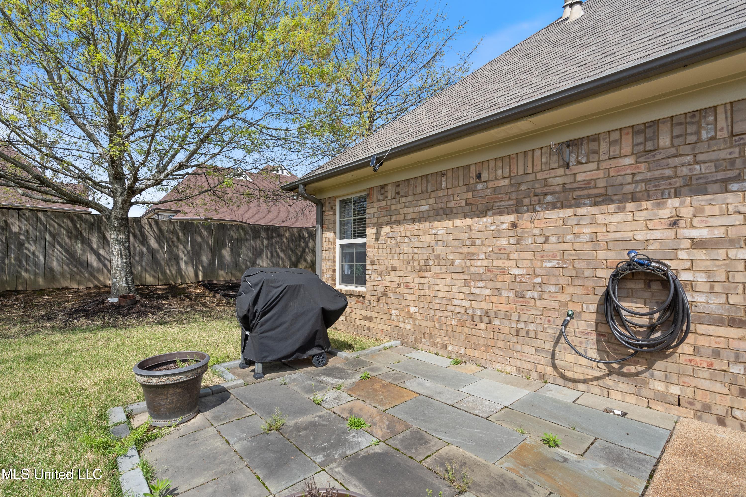 3295 Forest Bend Drive, Southaven, Mississippi image 28