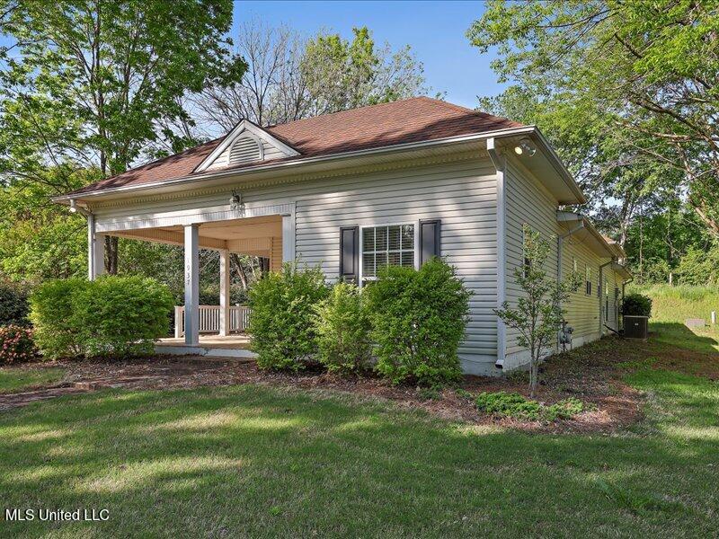 1937 Windsor Drive, Yazoo City, Mississippi image 13