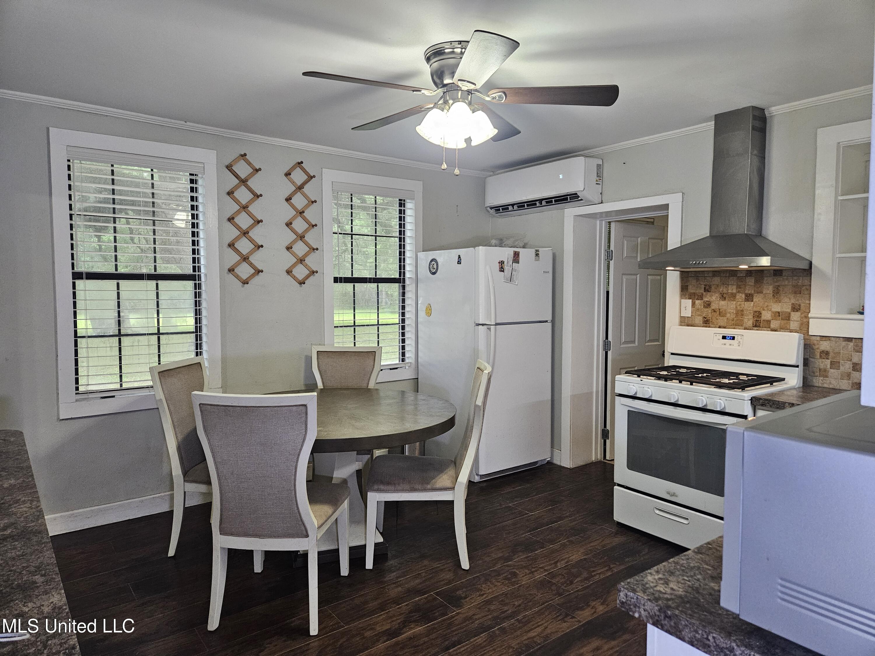 6067 Daugherty Road, Long Beach, Mississippi image 7