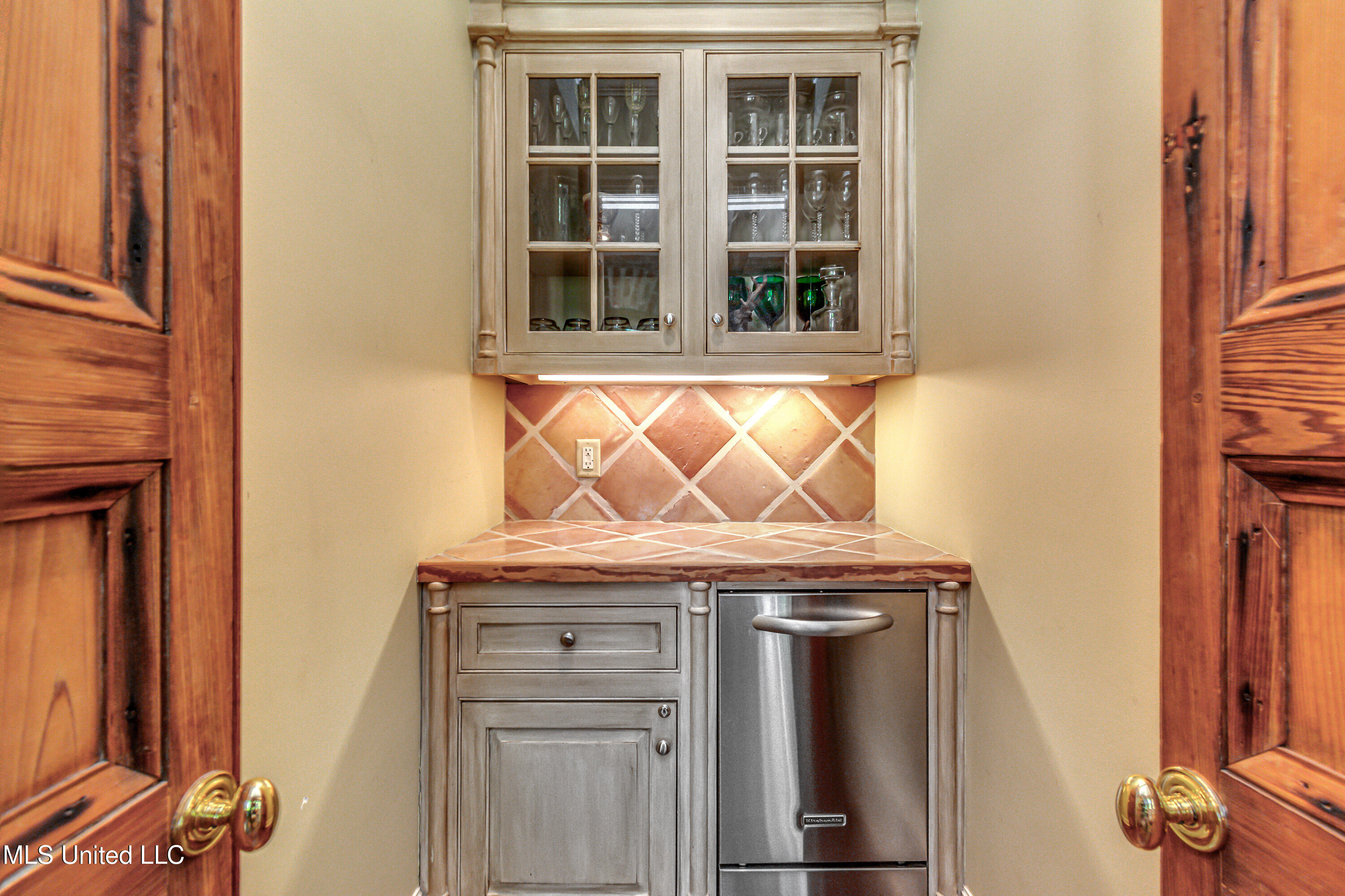 Ridgeland, Mississippi 39157, United States, 5 Bedrooms Bedrooms, ,5 BathroomsBathrooms,Residential,Active,141809