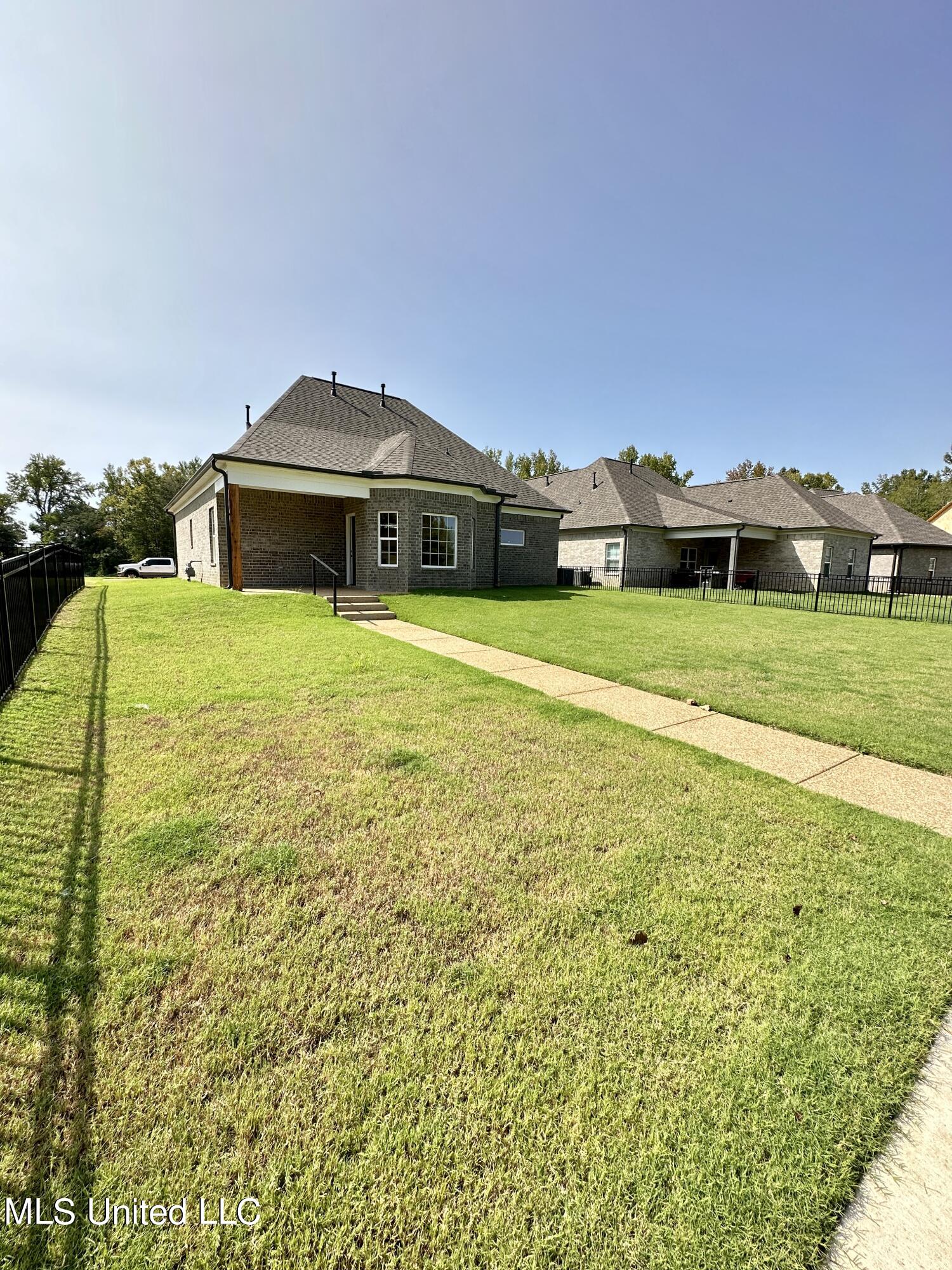 3176 Meadows Way, Hernando, Mississippi image 44