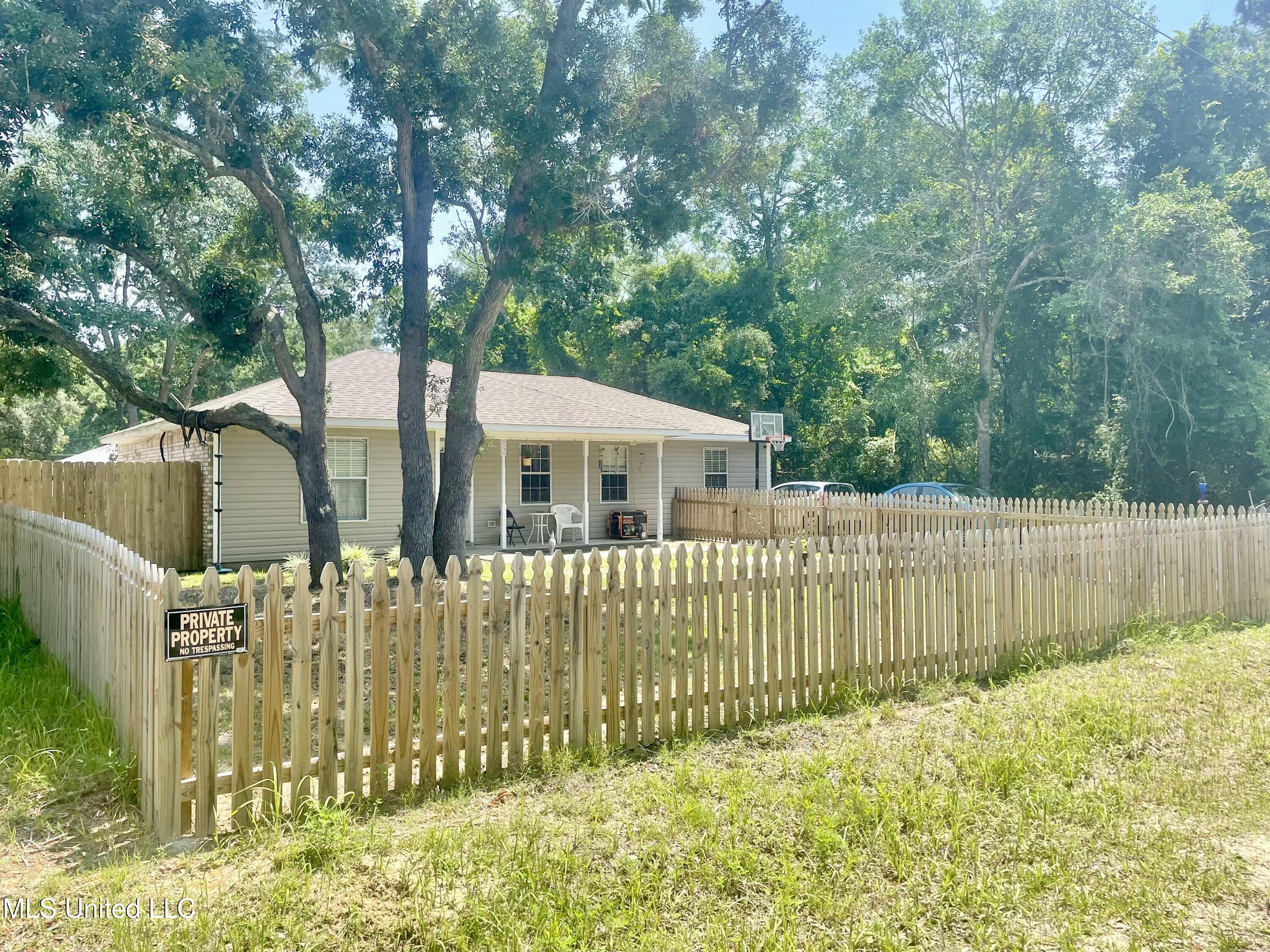 900 Orange Street, Ocean Springs, Mississippi image 3