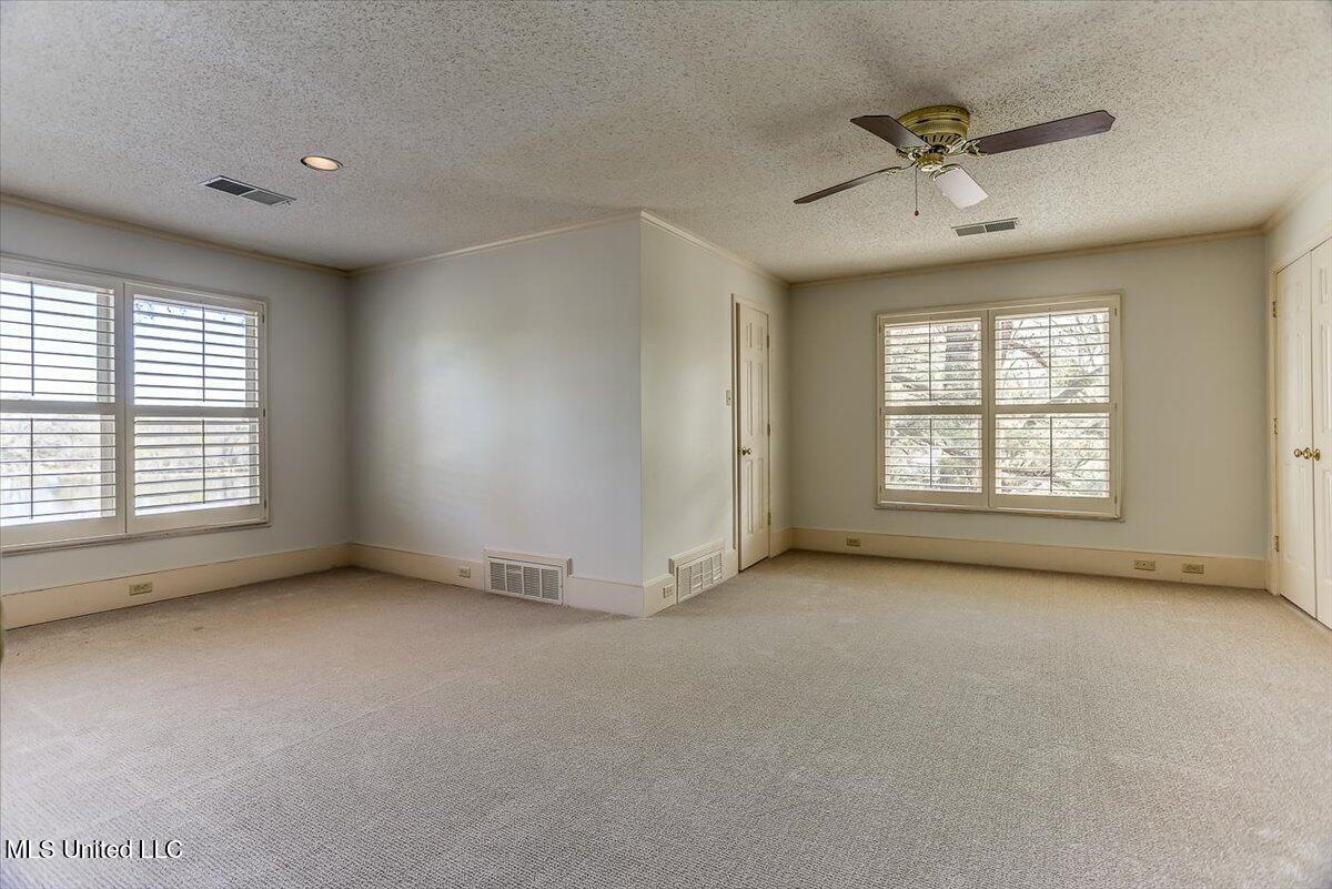 5874 N Cedar Lake Drive, Walls, Mississippi image 31