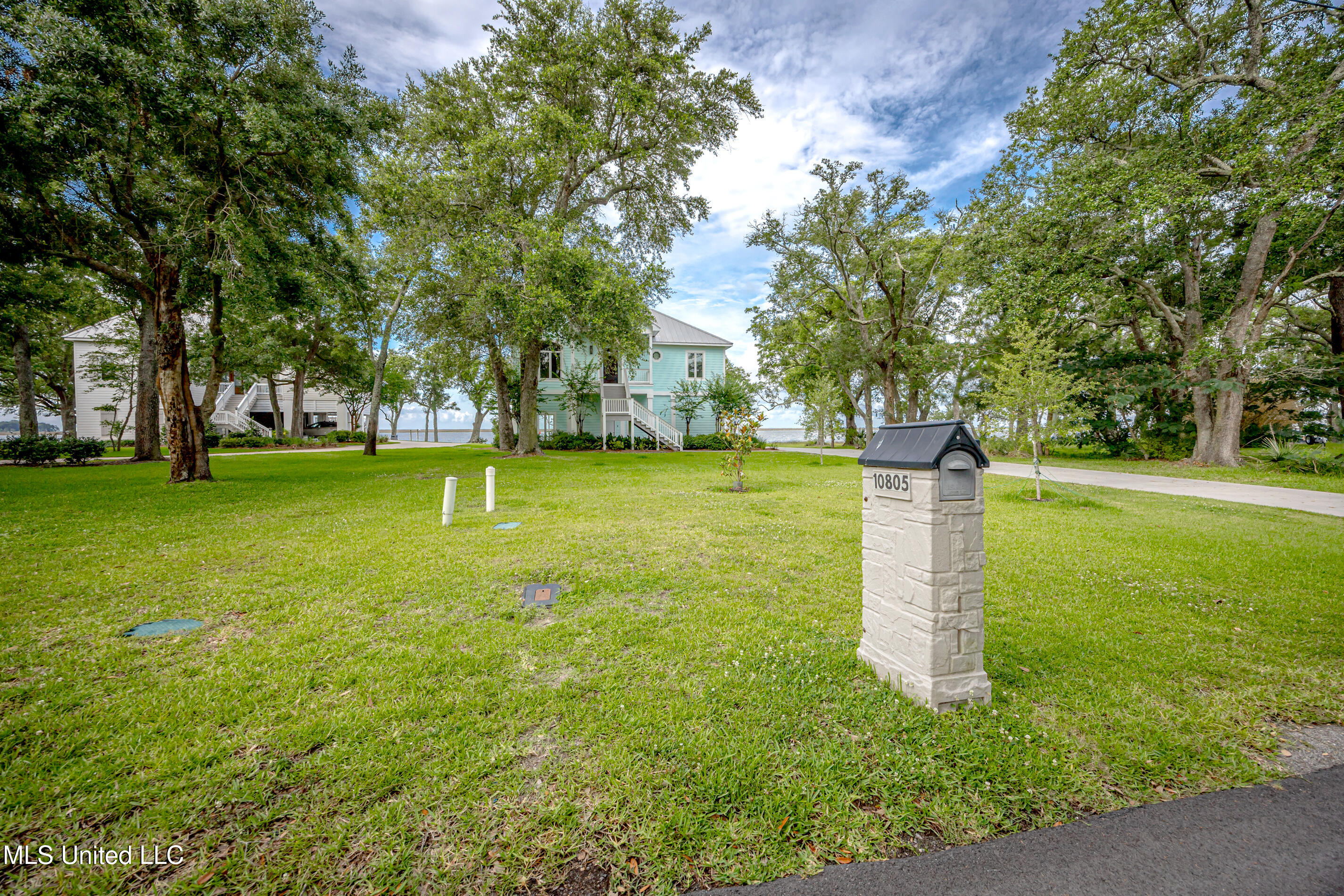 10805 Eagle Nest Road, Ocean Springs, Mississippi image 4