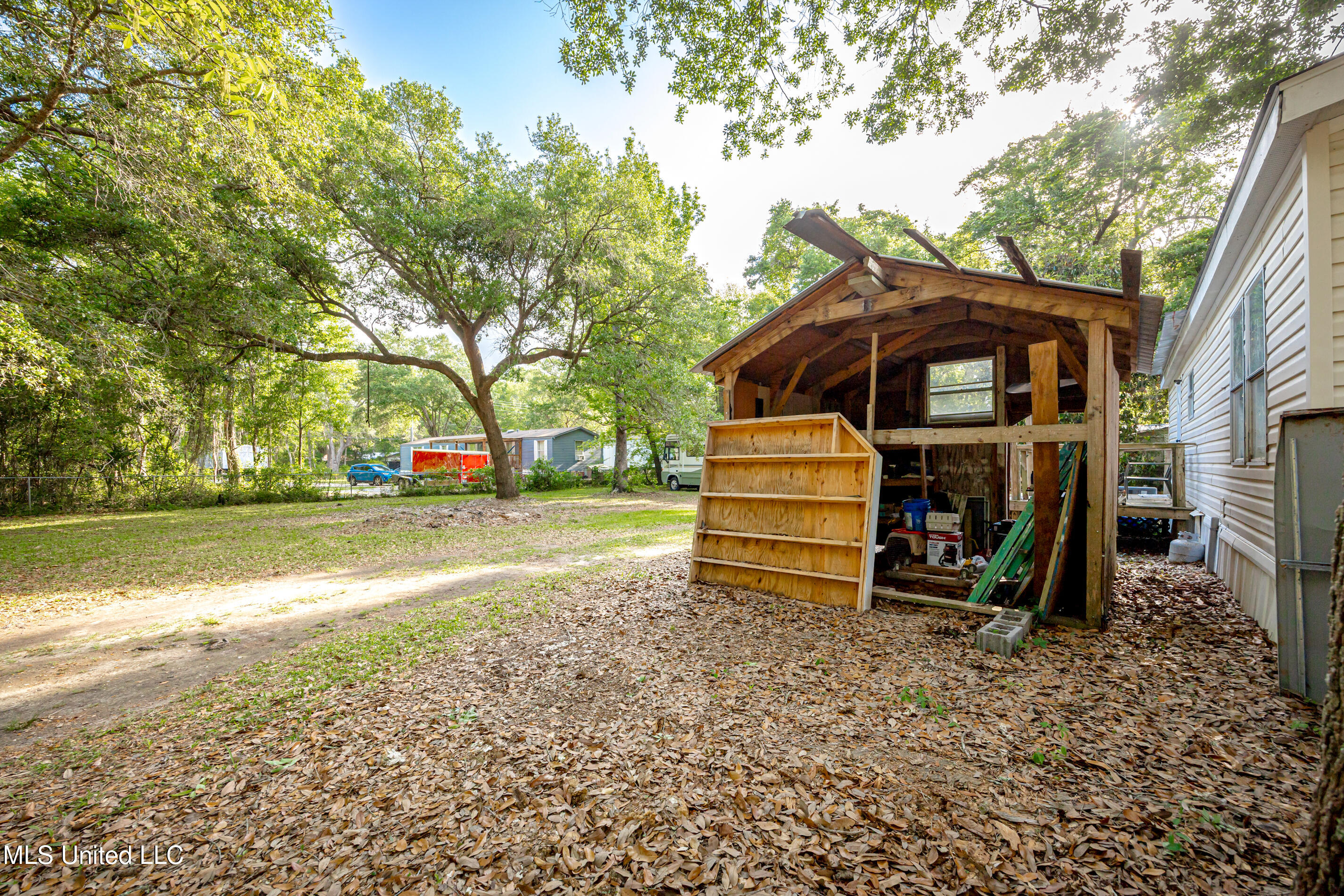 8708 Maple Avenue, Ocean Springs, Mississippi image 33
