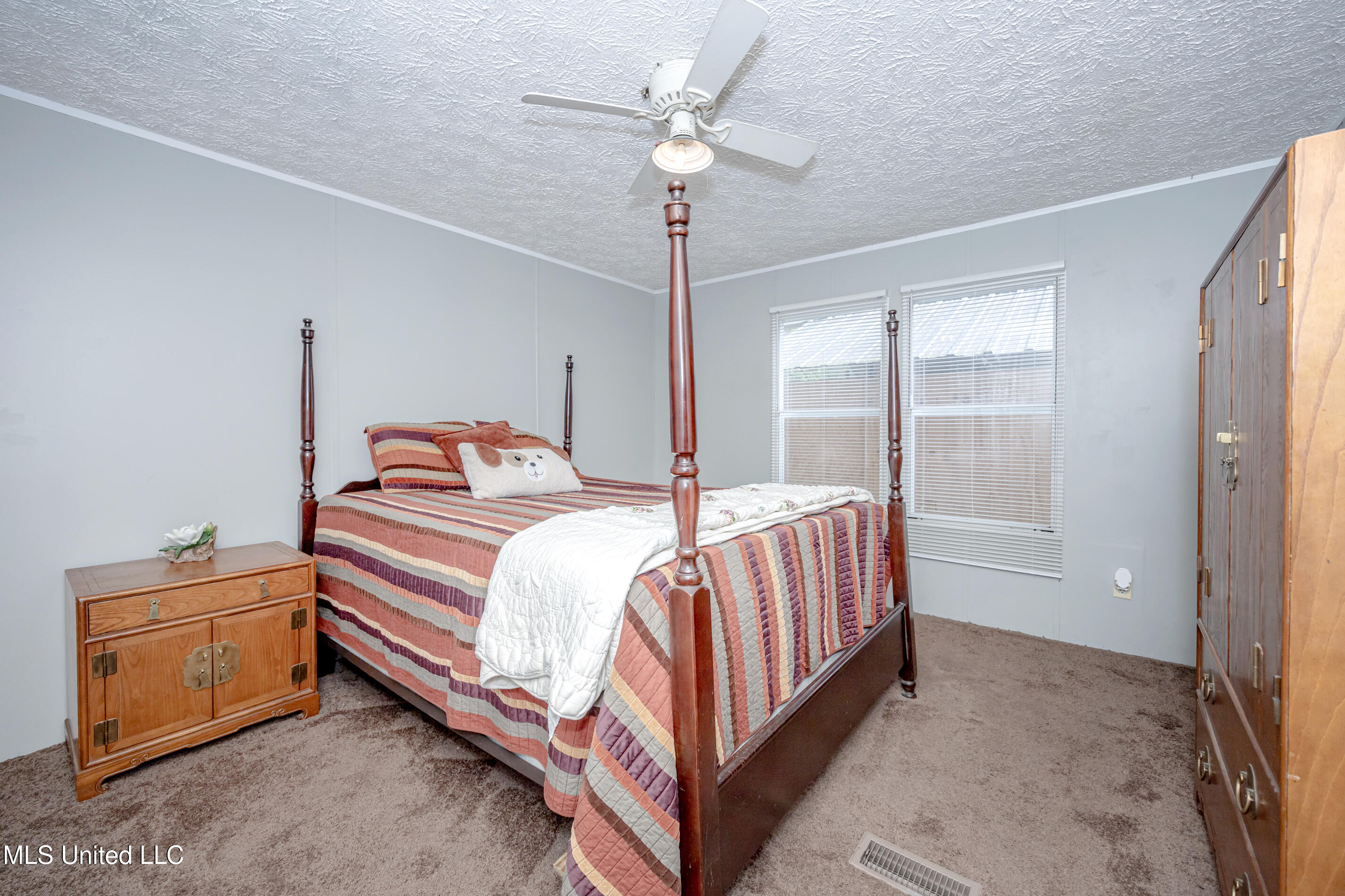 8708 Maple Avenue, Ocean Springs, Mississippi image 27