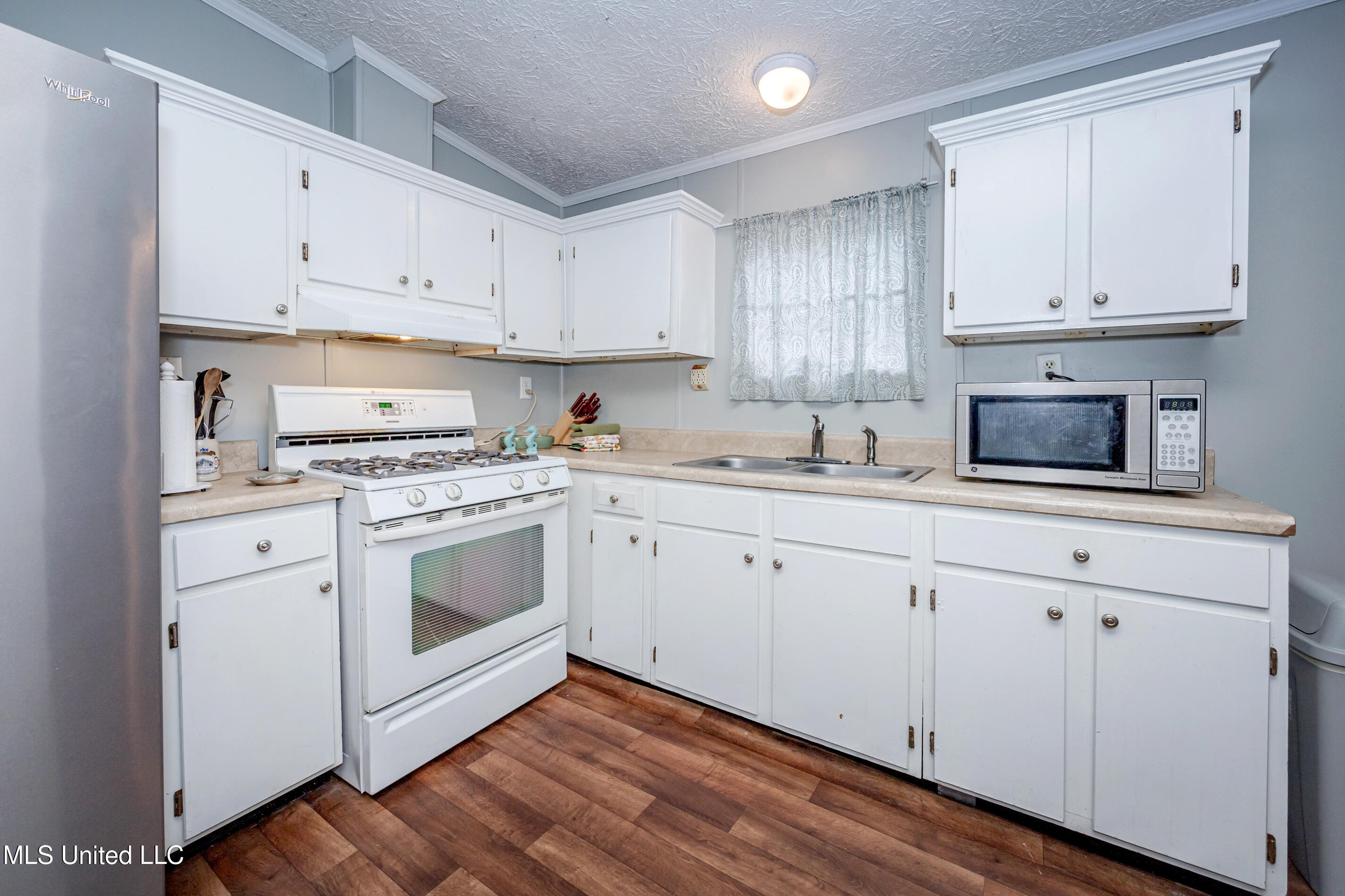8708 Maple Avenue, Ocean Springs, Mississippi image 14
