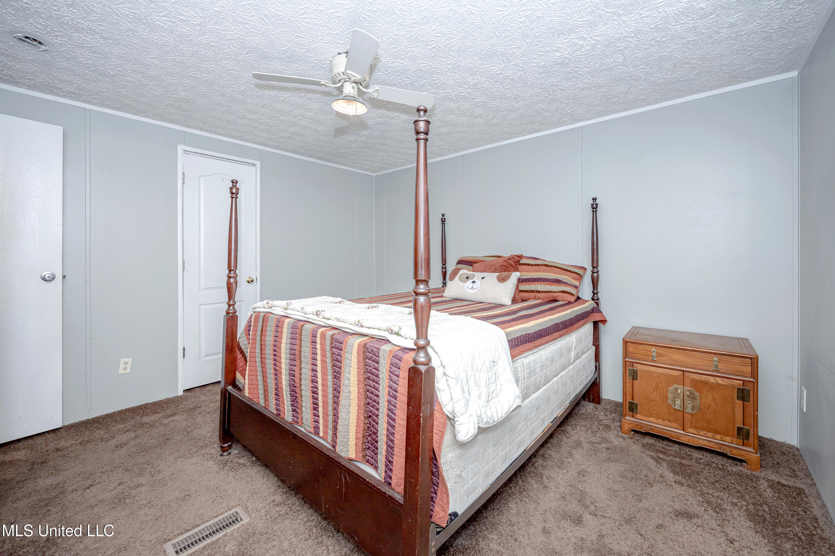 8708 Maple Avenue, Ocean Springs, Mississippi image 28
