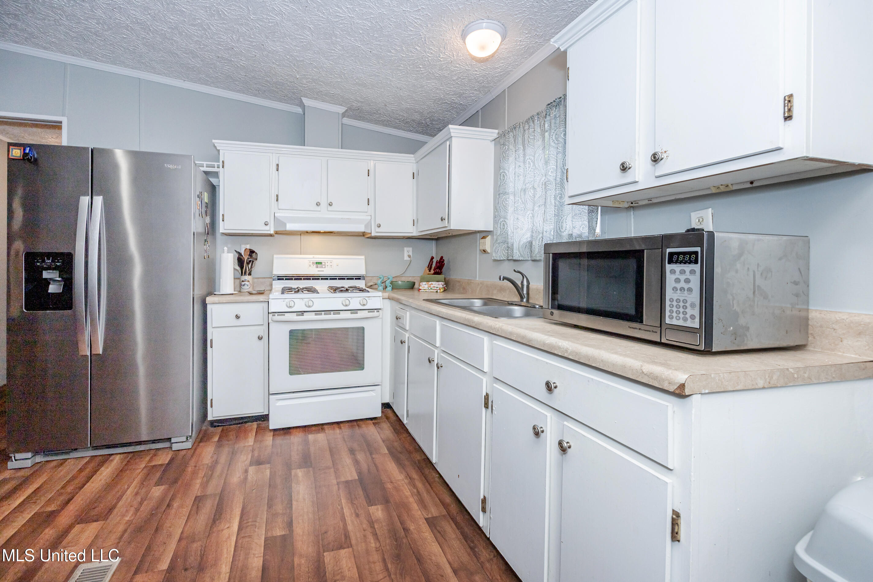 8708 Maple Avenue, Ocean Springs, Mississippi image 13