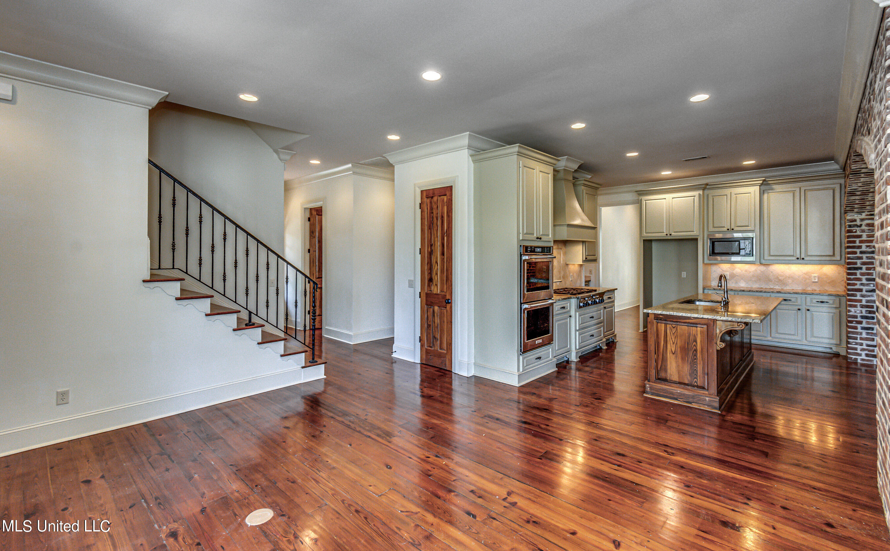 2024 E Northside Drive, Jackson, Mississippi image 24