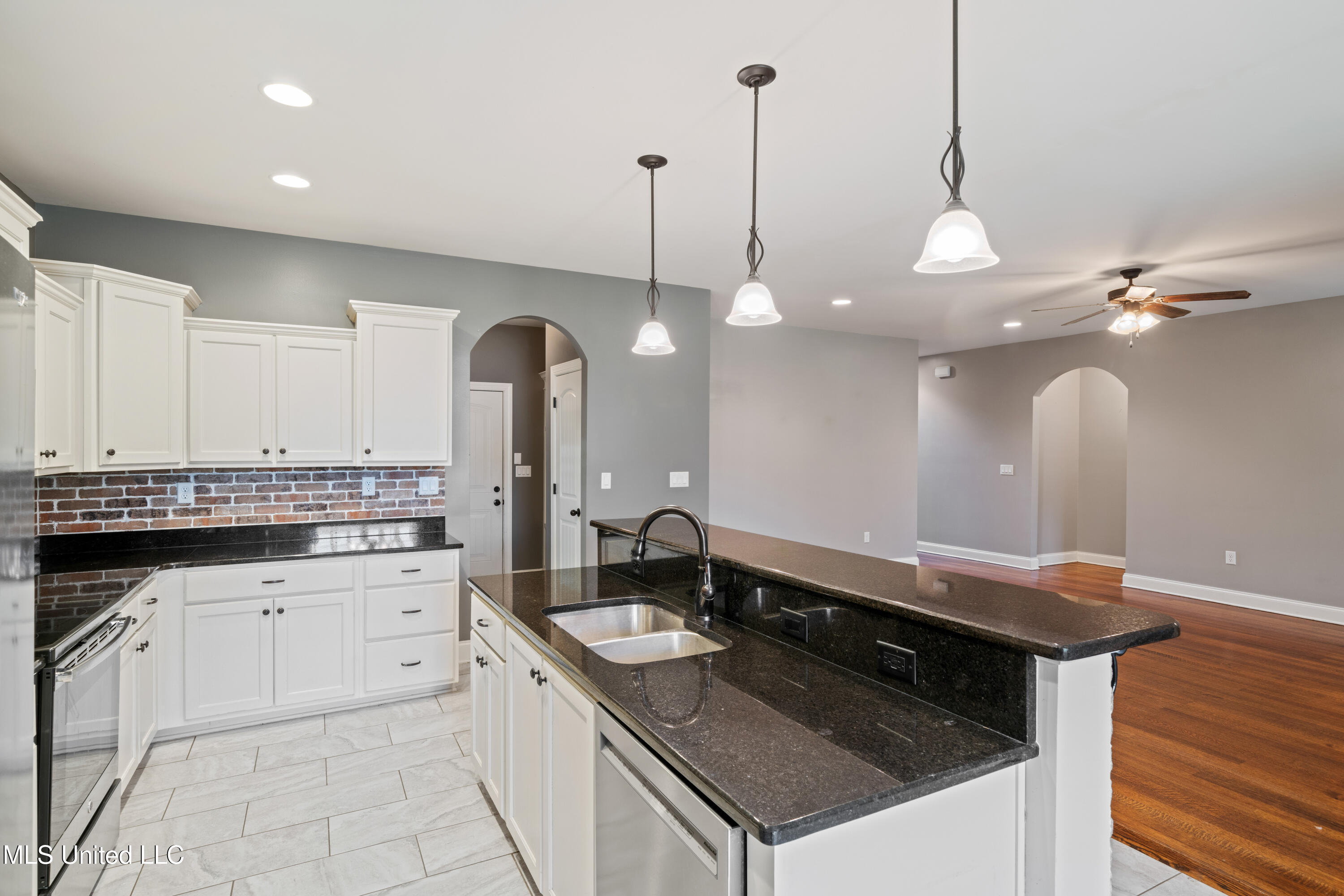 5035 Wethersfield Boulevard, Olive Branch, Mississippi image 10