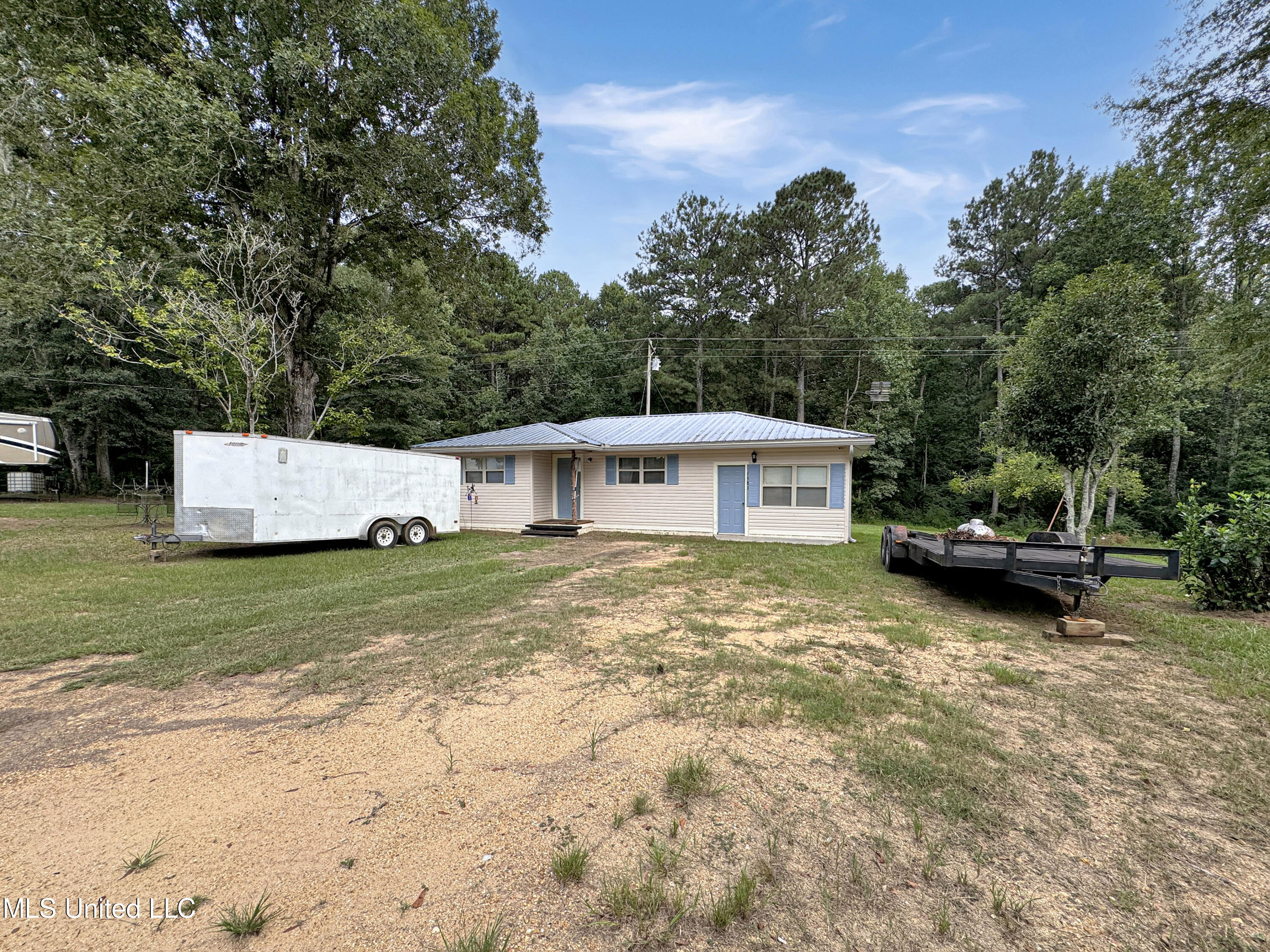 1583 Dry Creek Road, Magee, Mississippi image 4