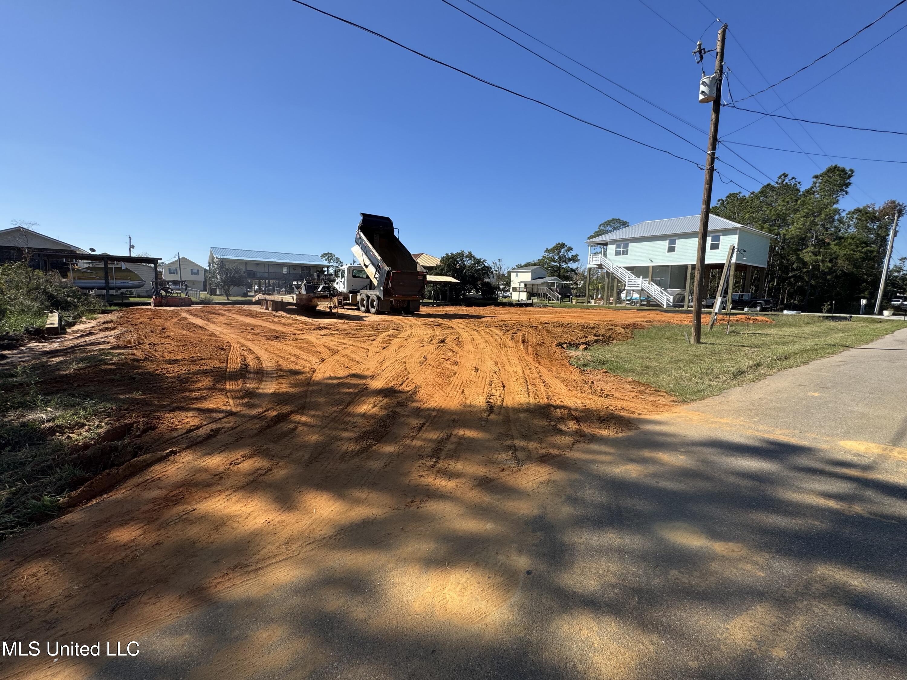 4033 Cardinal Street, Bay Saint Louis, Mississippi image 3