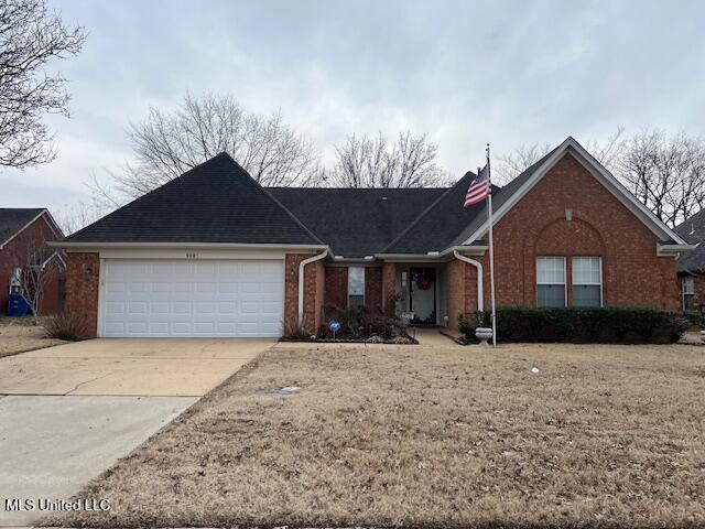 9885 Alexanders Ridge Drive, Olive Branch, Mississippi image 1