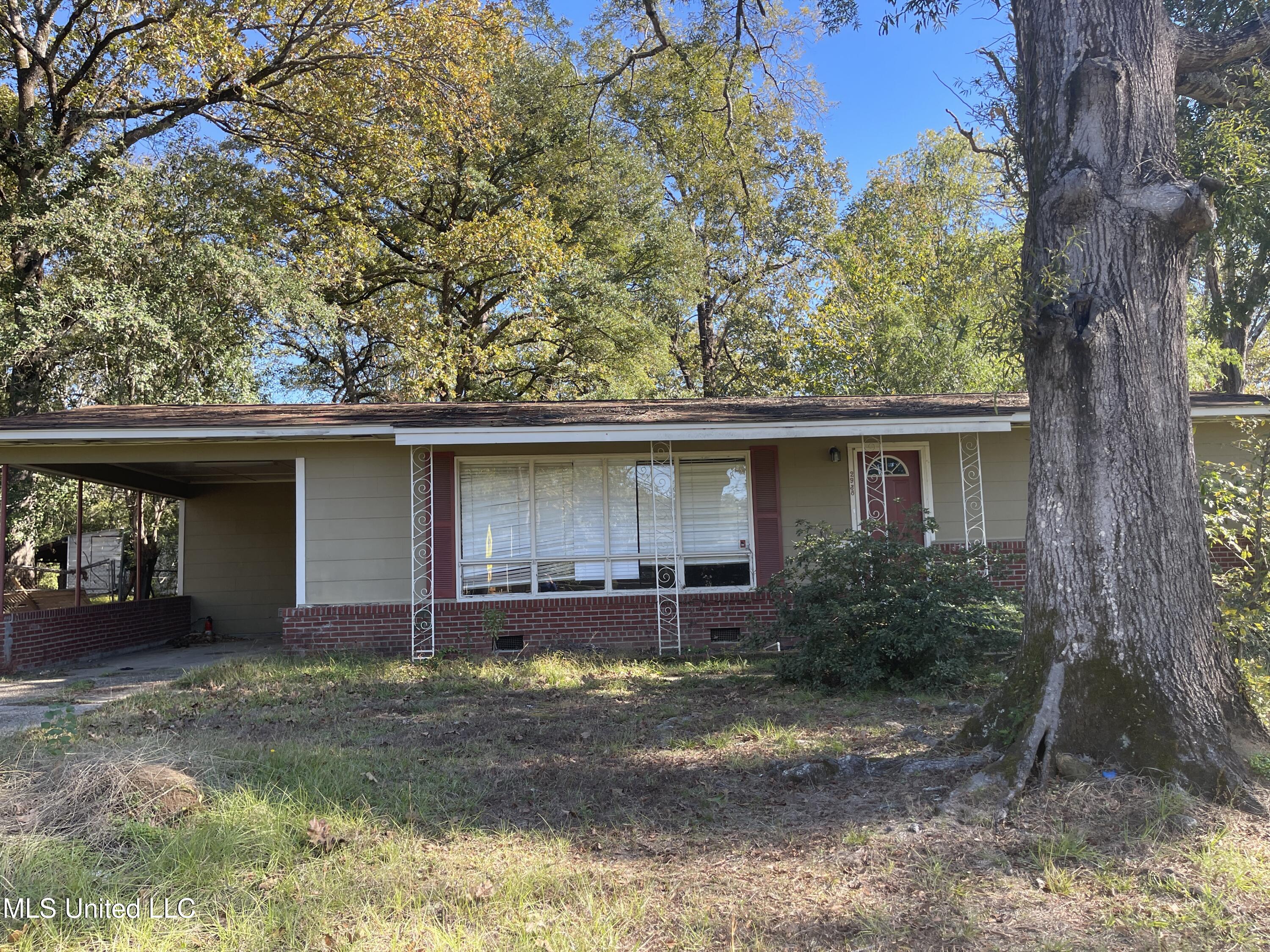 2938 Oak Forest Drive, Jackson, Mississippi image 1