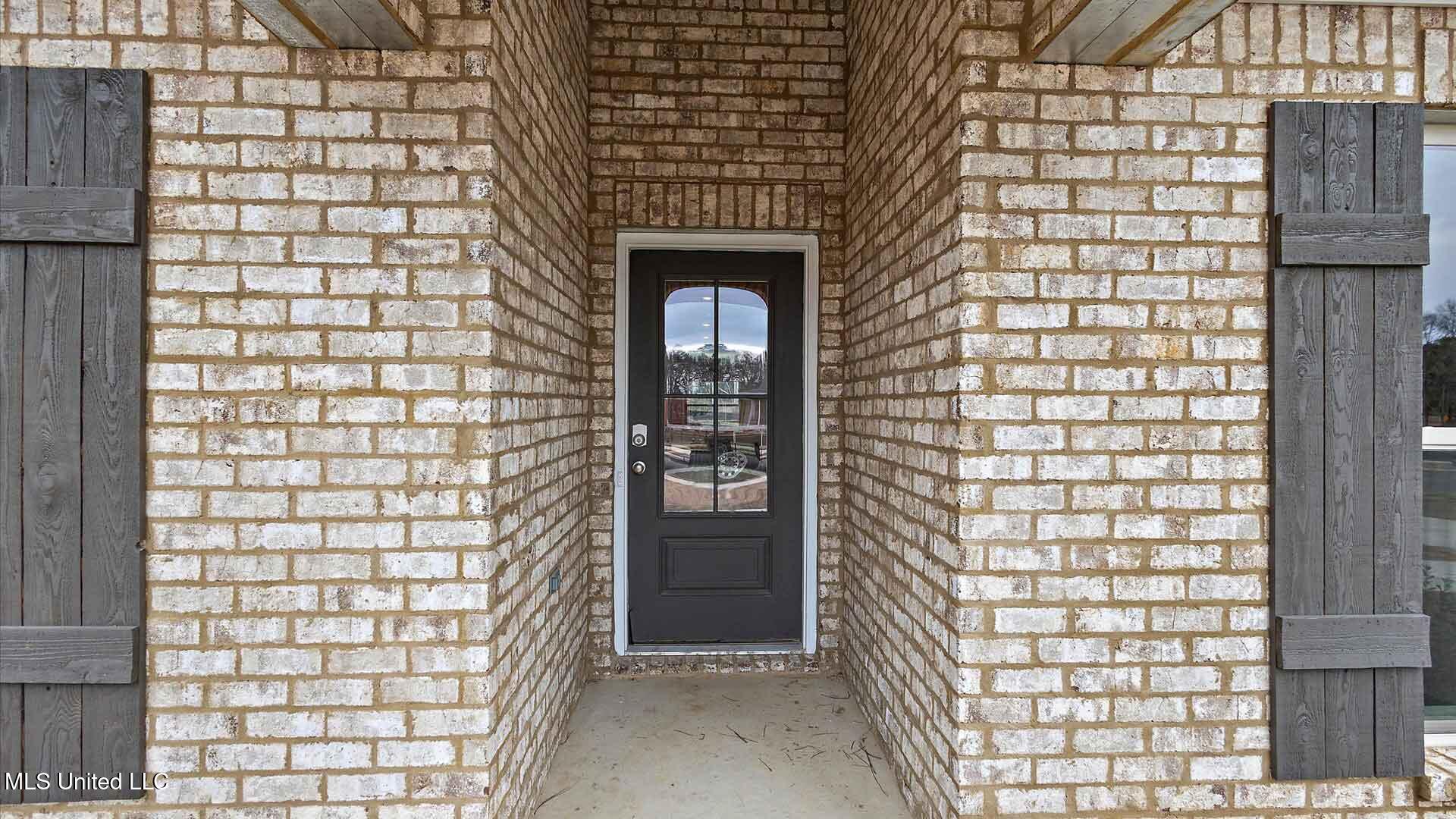 710 Honeysuckle Loop, Canton, Mississippi image 4