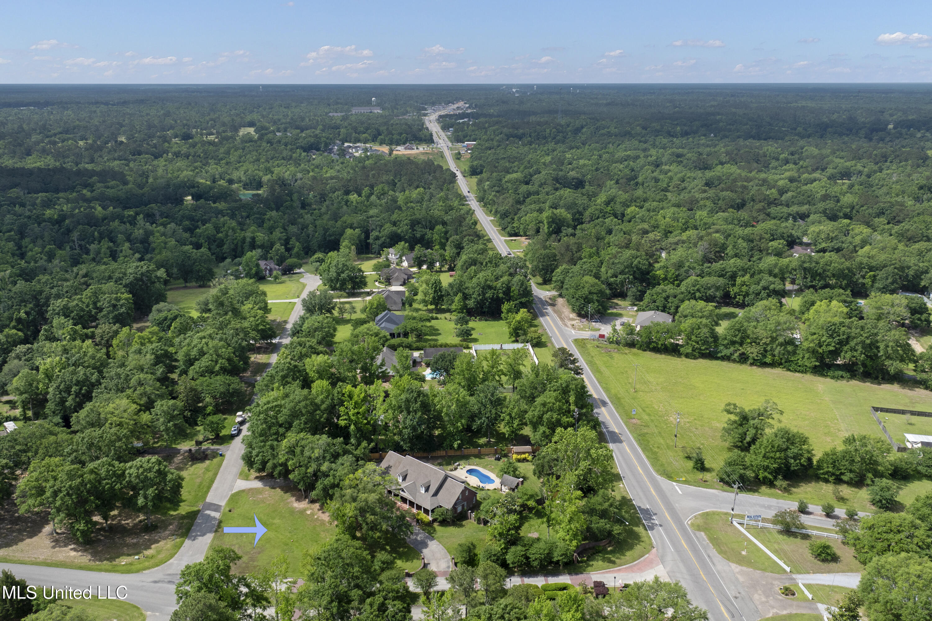 6 N Hill Drive, Carriere, Mississippi image 44