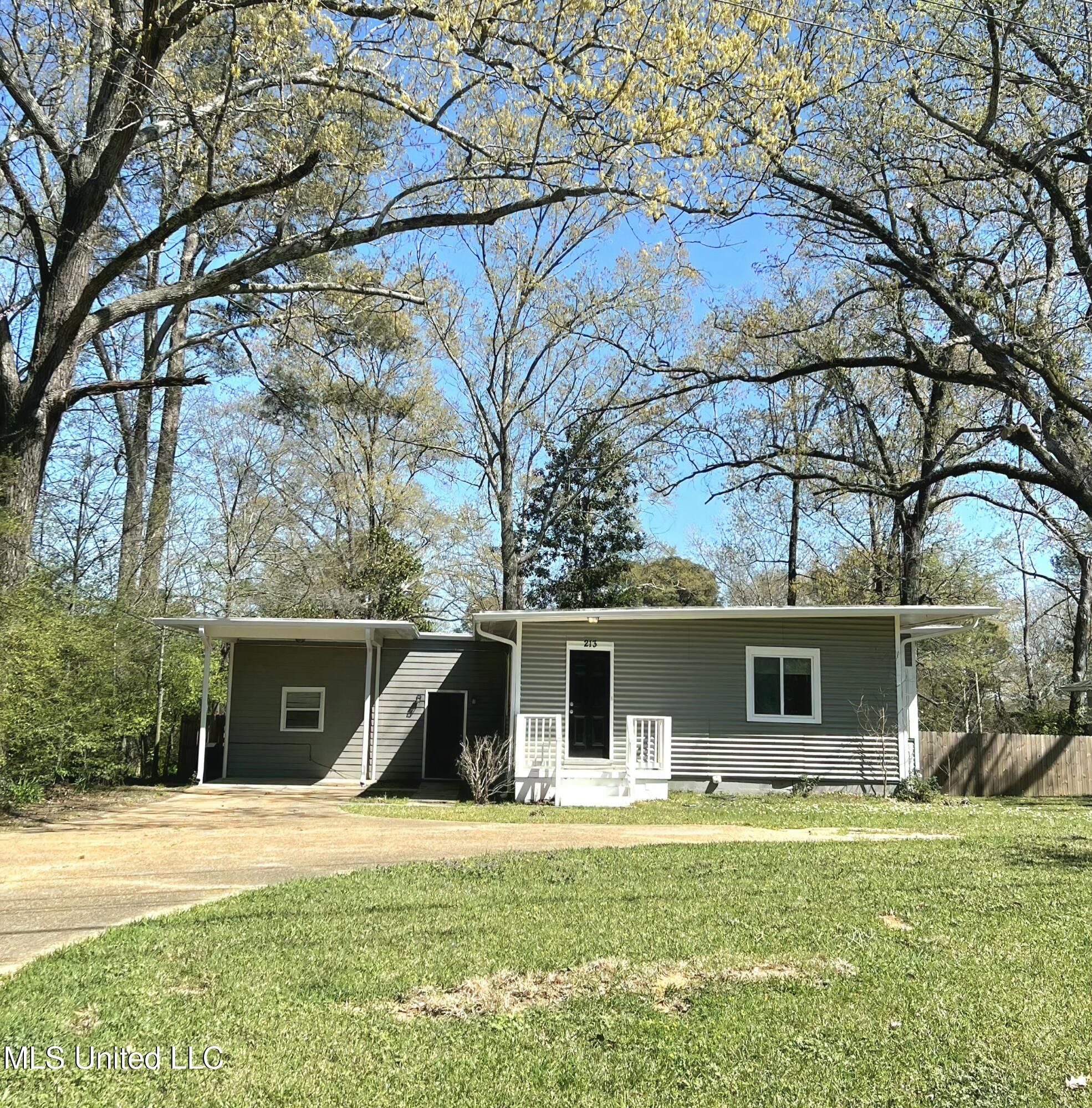 213 Mount Salus Road, Clinton, Mississippi image 2
