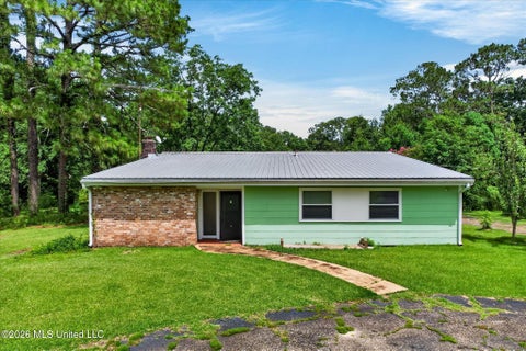 Homes For Sale - 10452 U.s. 11<br/> Poplarville, MS 39470