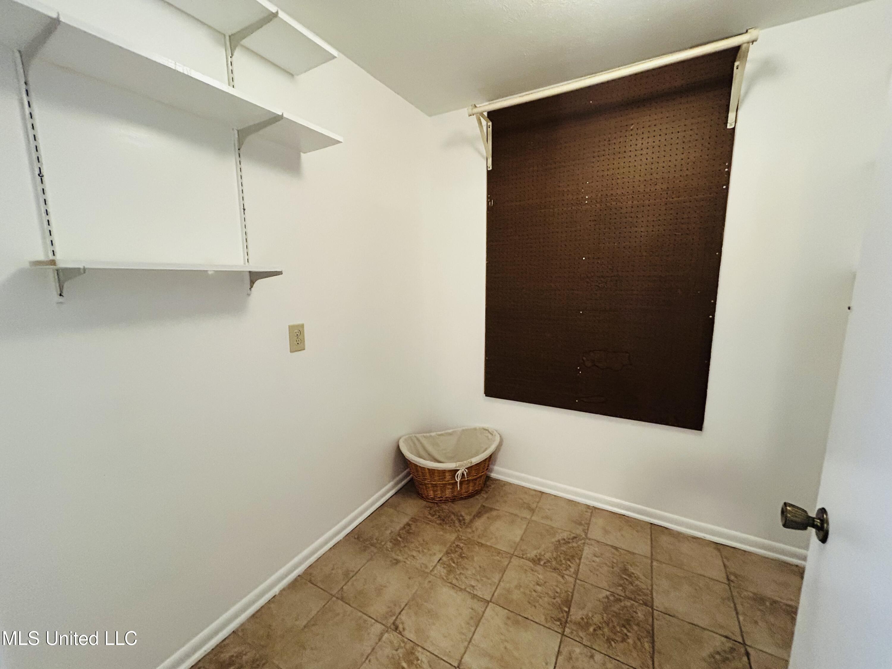 344 Lakebend Drive, Brandon, Mississippi image 2