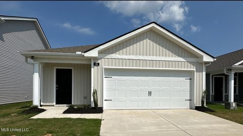 Homes For Sale - 63 Sealy Drive<br/> Marshall County, Byhalia, MS 38611