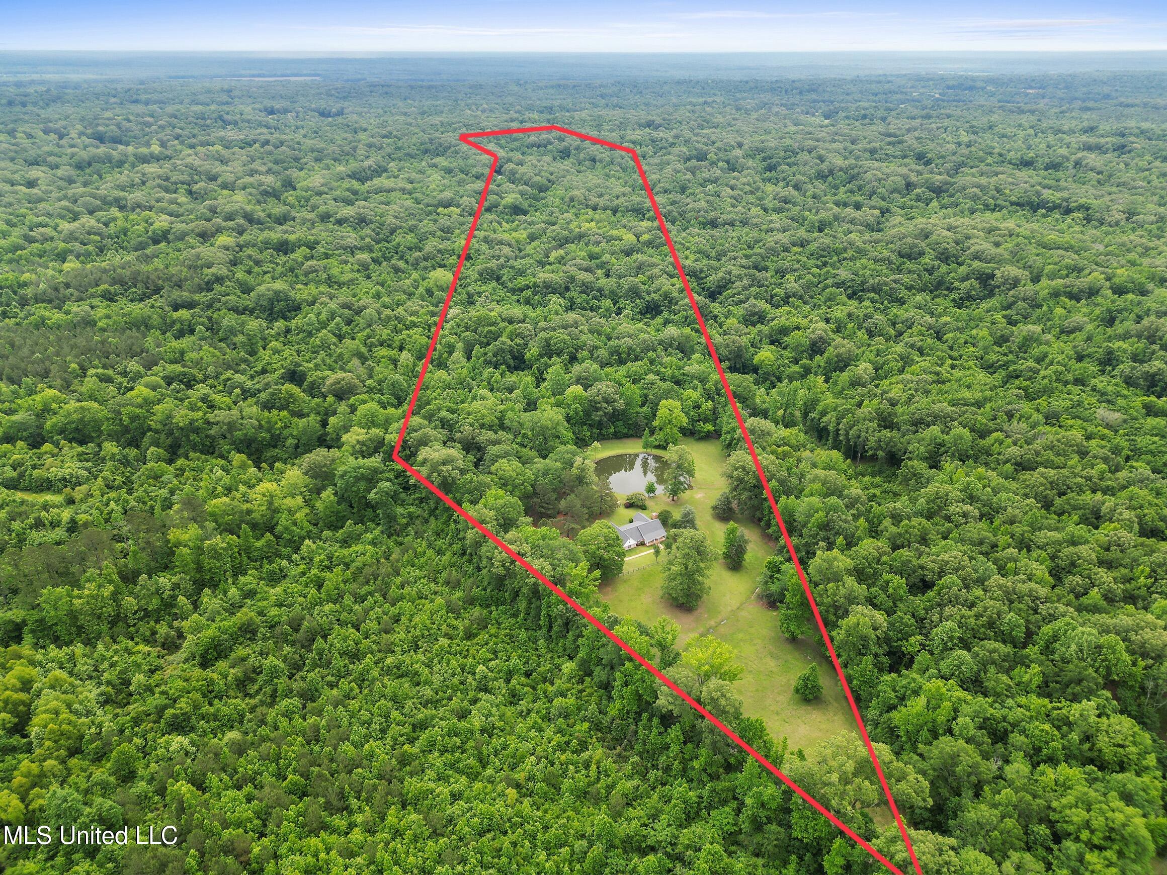 768 Lake Boulevard, Vicksburg, Mississippi image 2