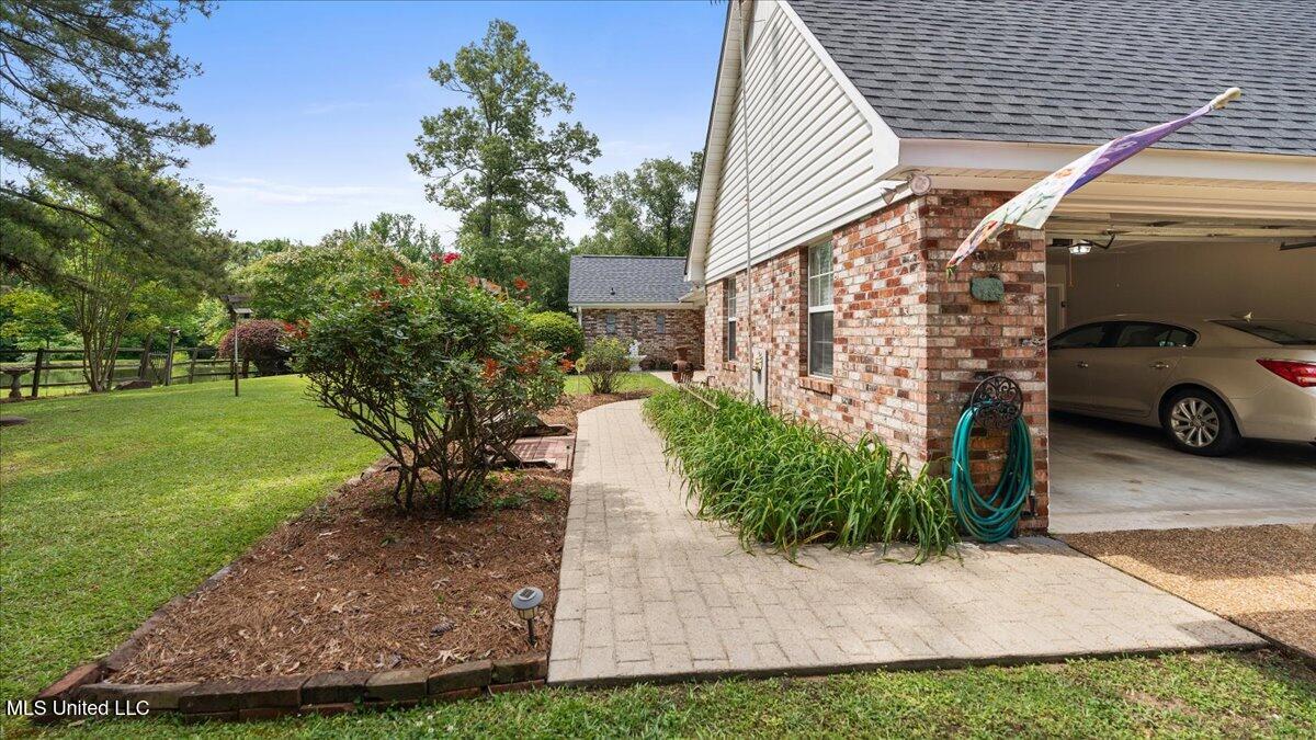 768 Lake Boulevard, Vicksburg, Mississippi image 9