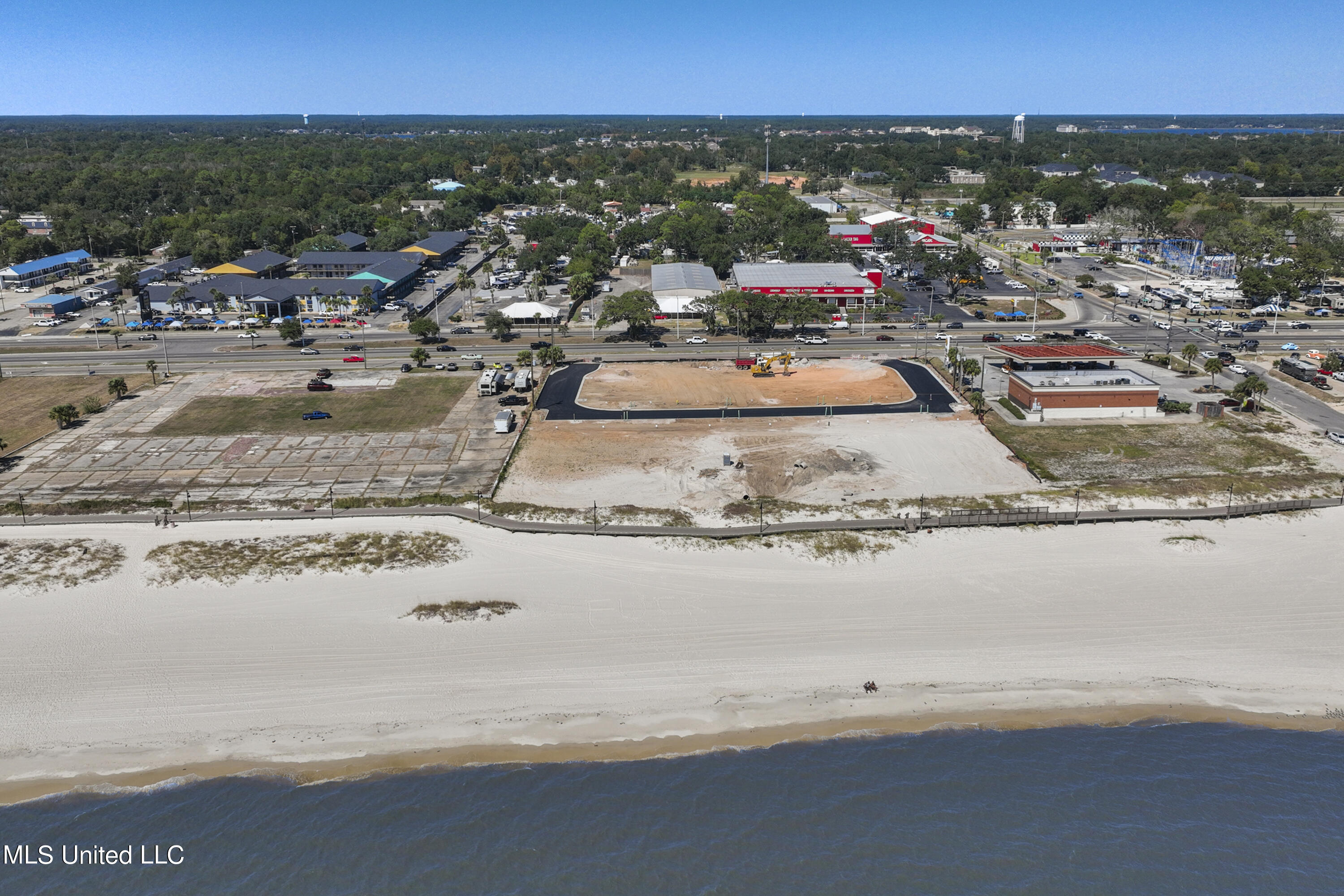 1851 Beach Boulevard, Biloxi, Mississippi image 5