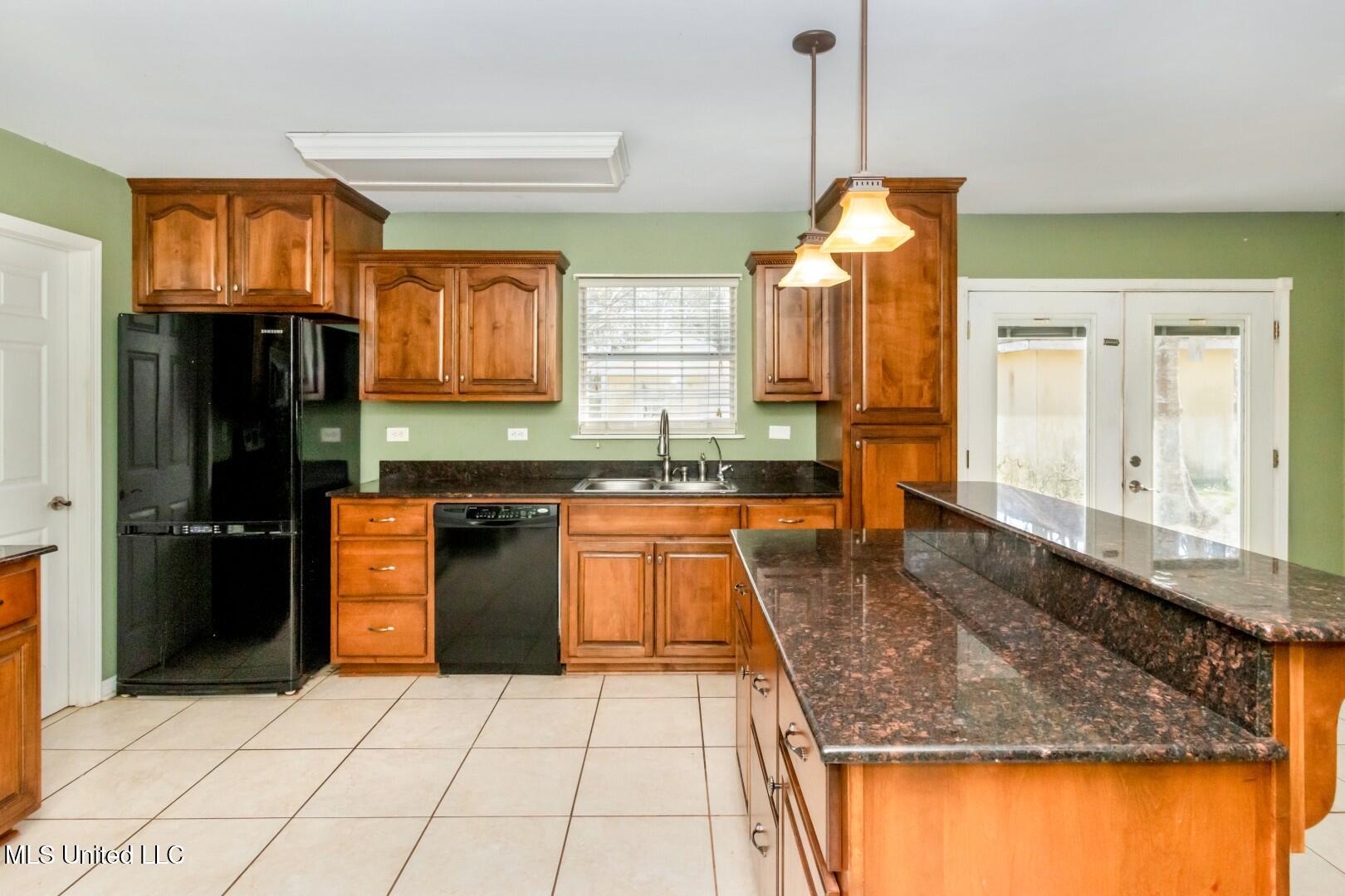 6904 Andover Street, Moss Point, Mississippi image 7