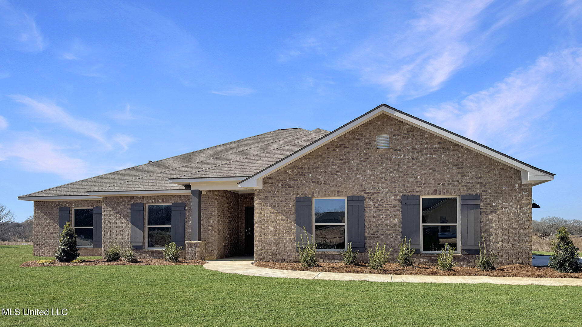 114 Horseshoe Boulevard, Clinton, Mississippi image 1